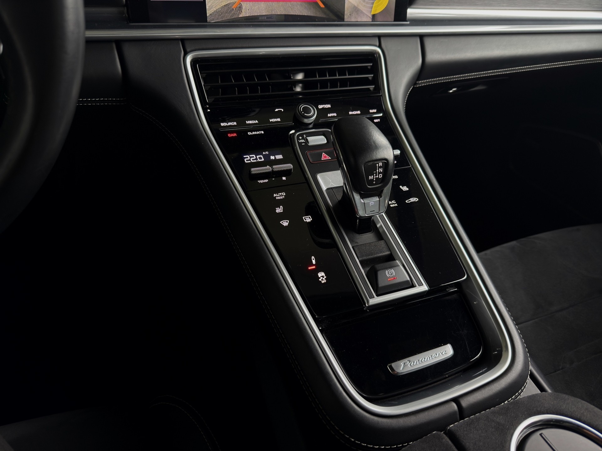 PORSCHE Panamera GTS Sport Turismo PDK-image-14