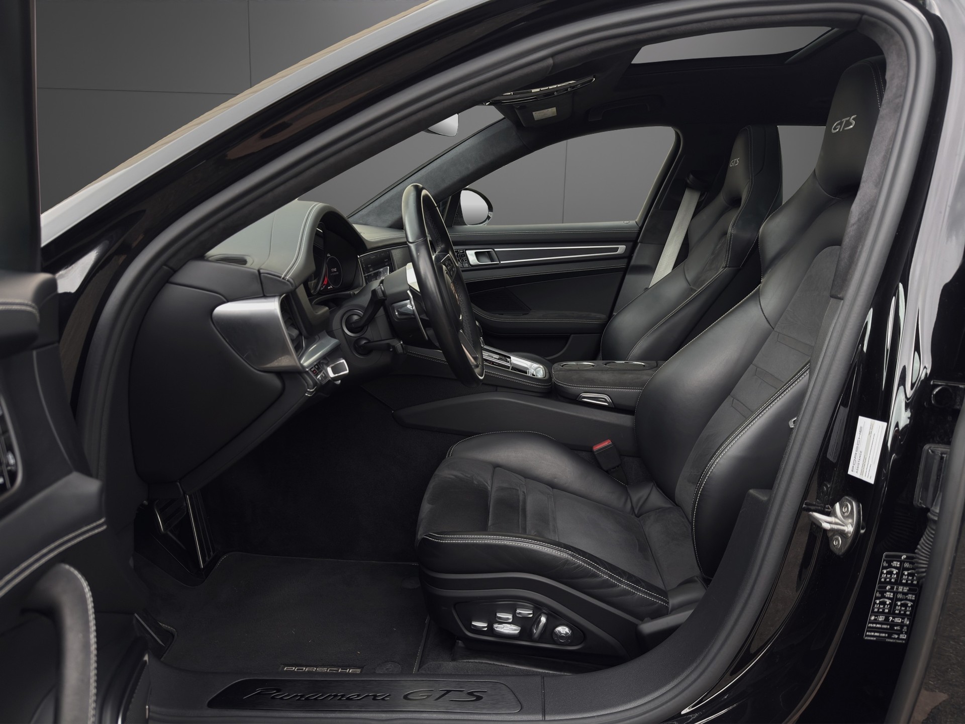 PORSCHE Panamera GTS Sport Turismo PDK-image-5