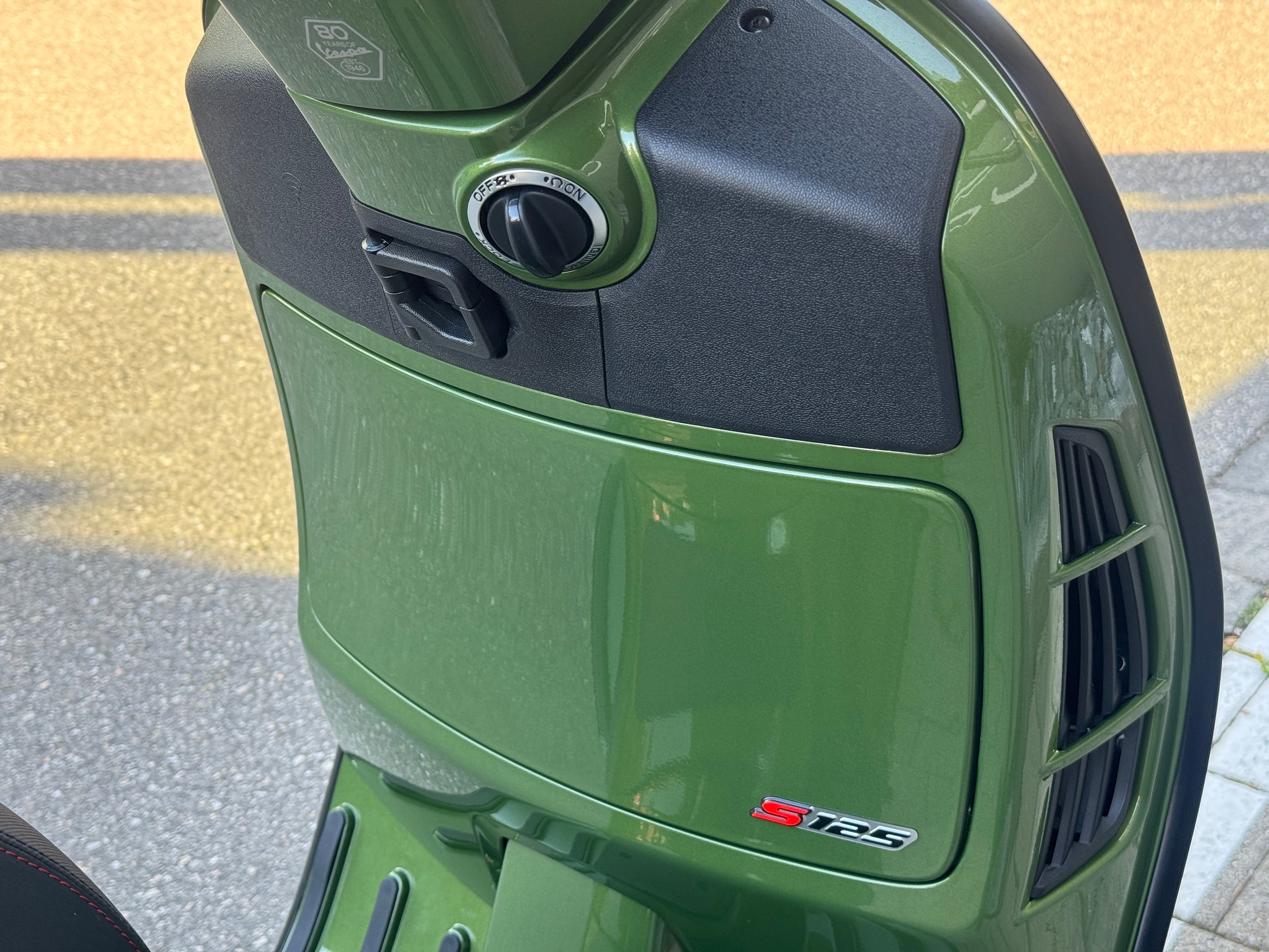 PIAGGIO Vespa GTS 125 Super RST Euro 5+-image-6