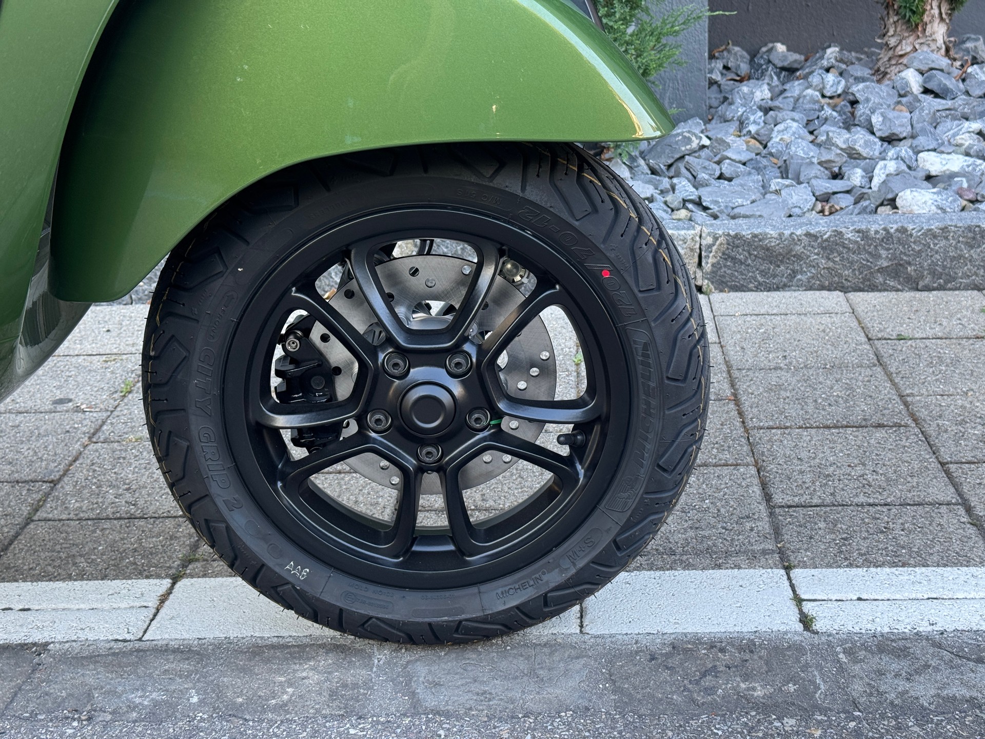 PIAGGIO Vespa GTS 125 Super RST Euro 5+-image-12