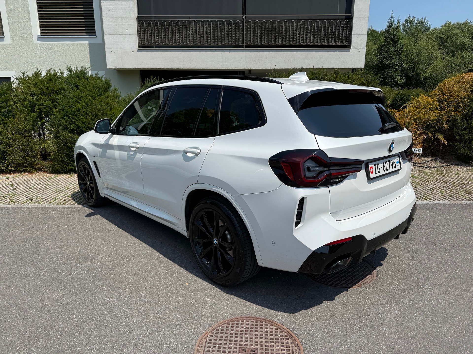 BMW 20d xDrive-image-1