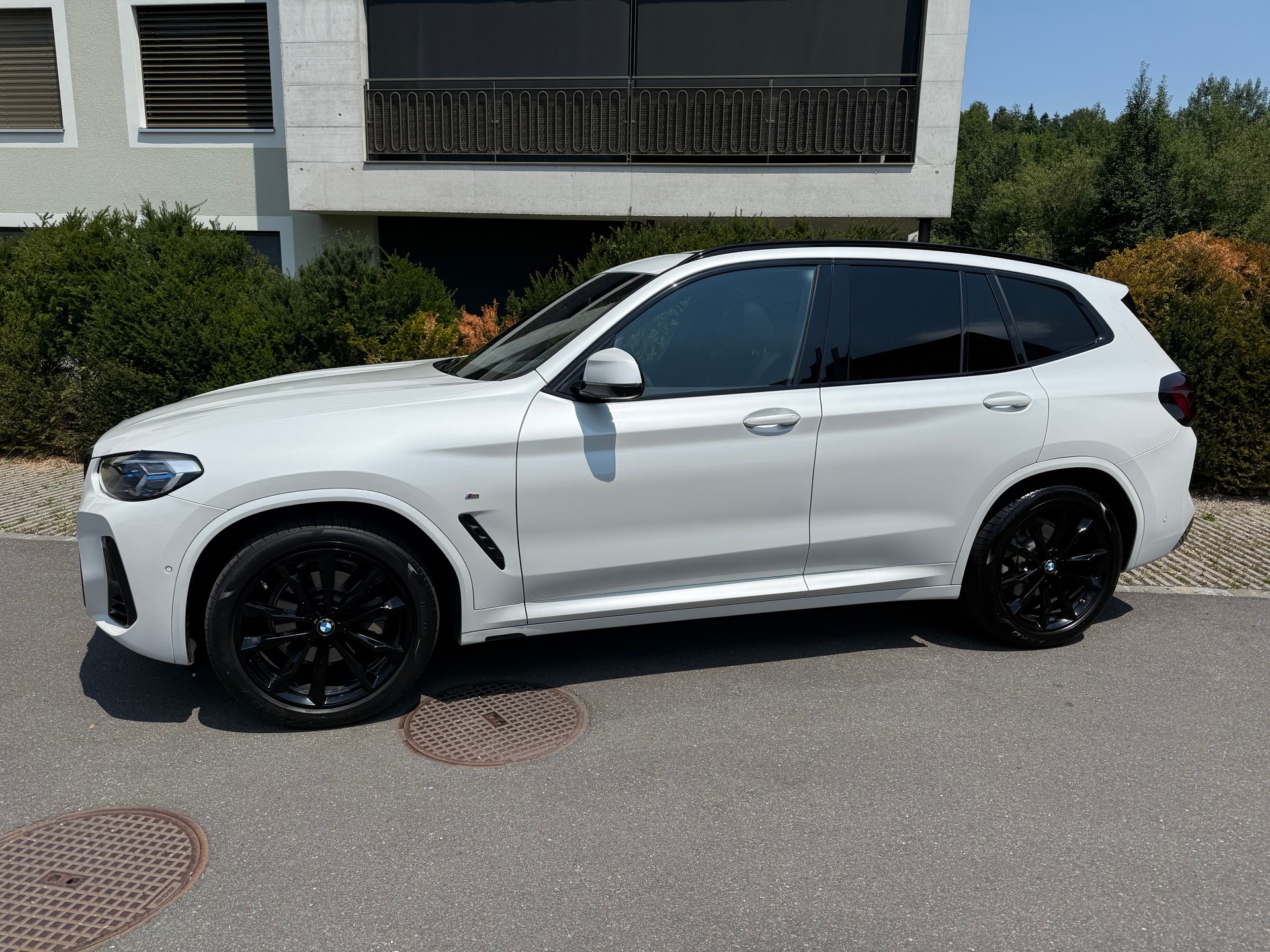 BMW 20d xDrive-image-0