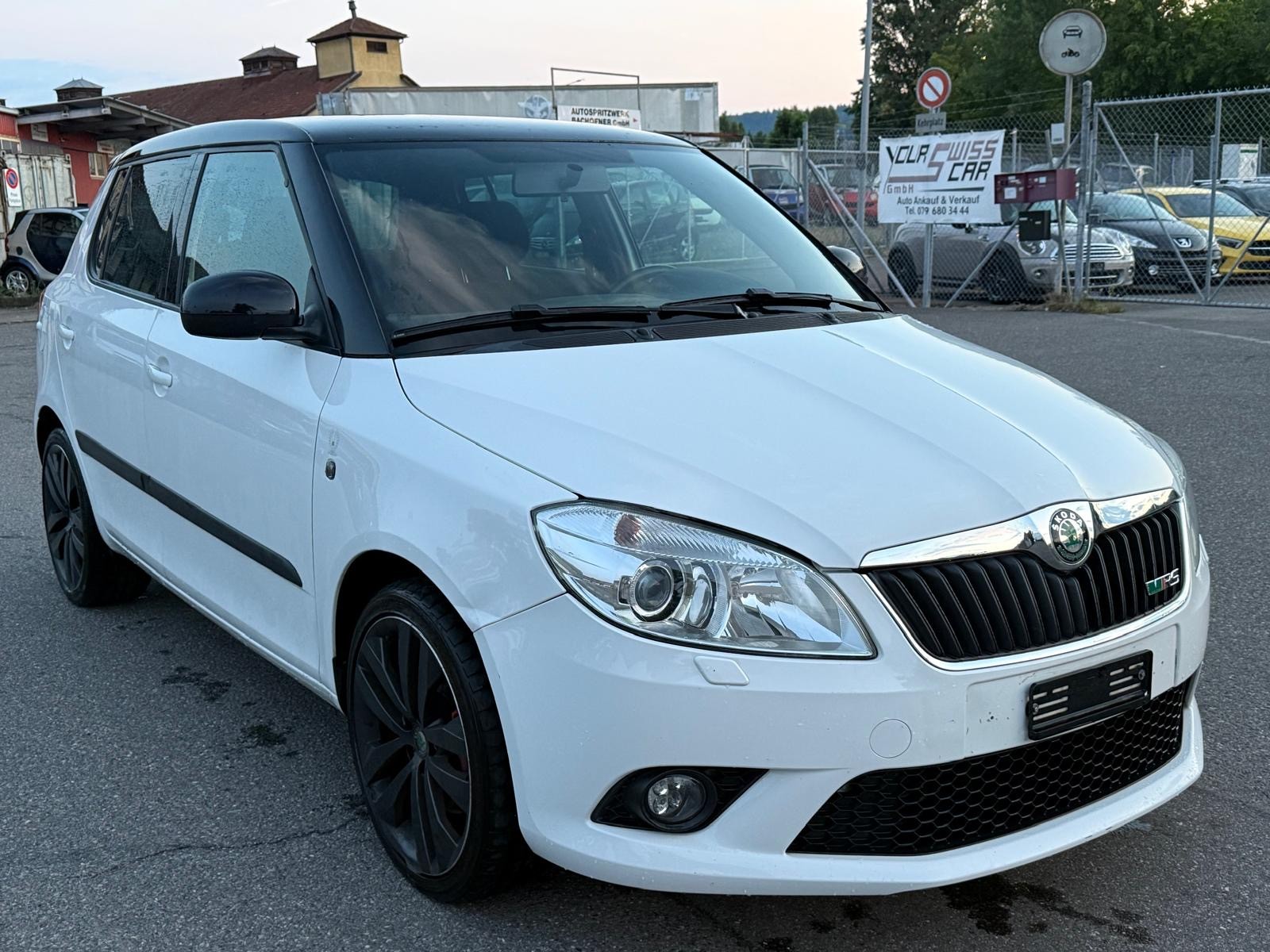 SKODA Fabia 1.4 TSI VRS DSG-image-2
