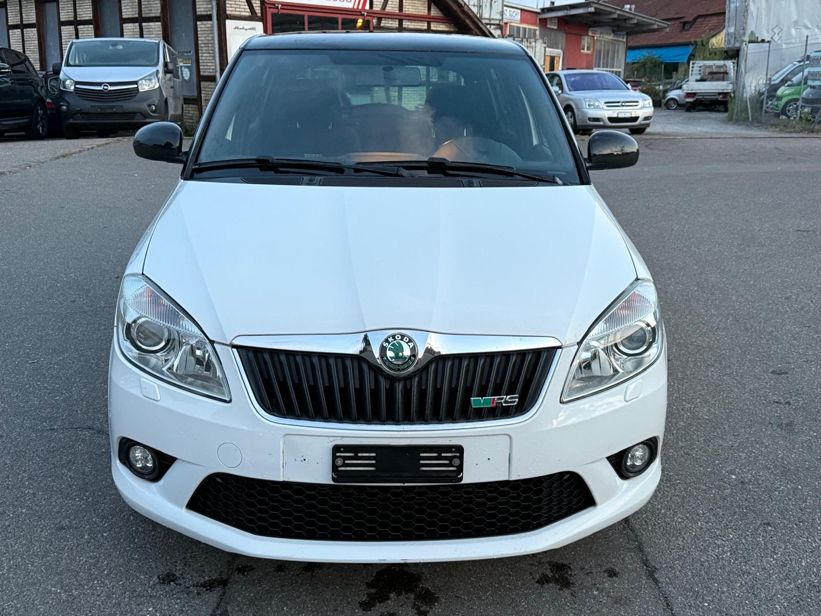 SKODA Fabia 1.4 TSI VRS DSG-image-1