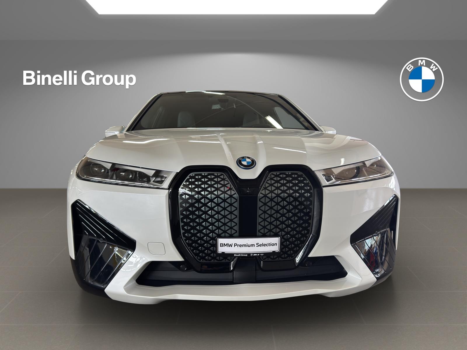 BMW iX xDrive50-image-2