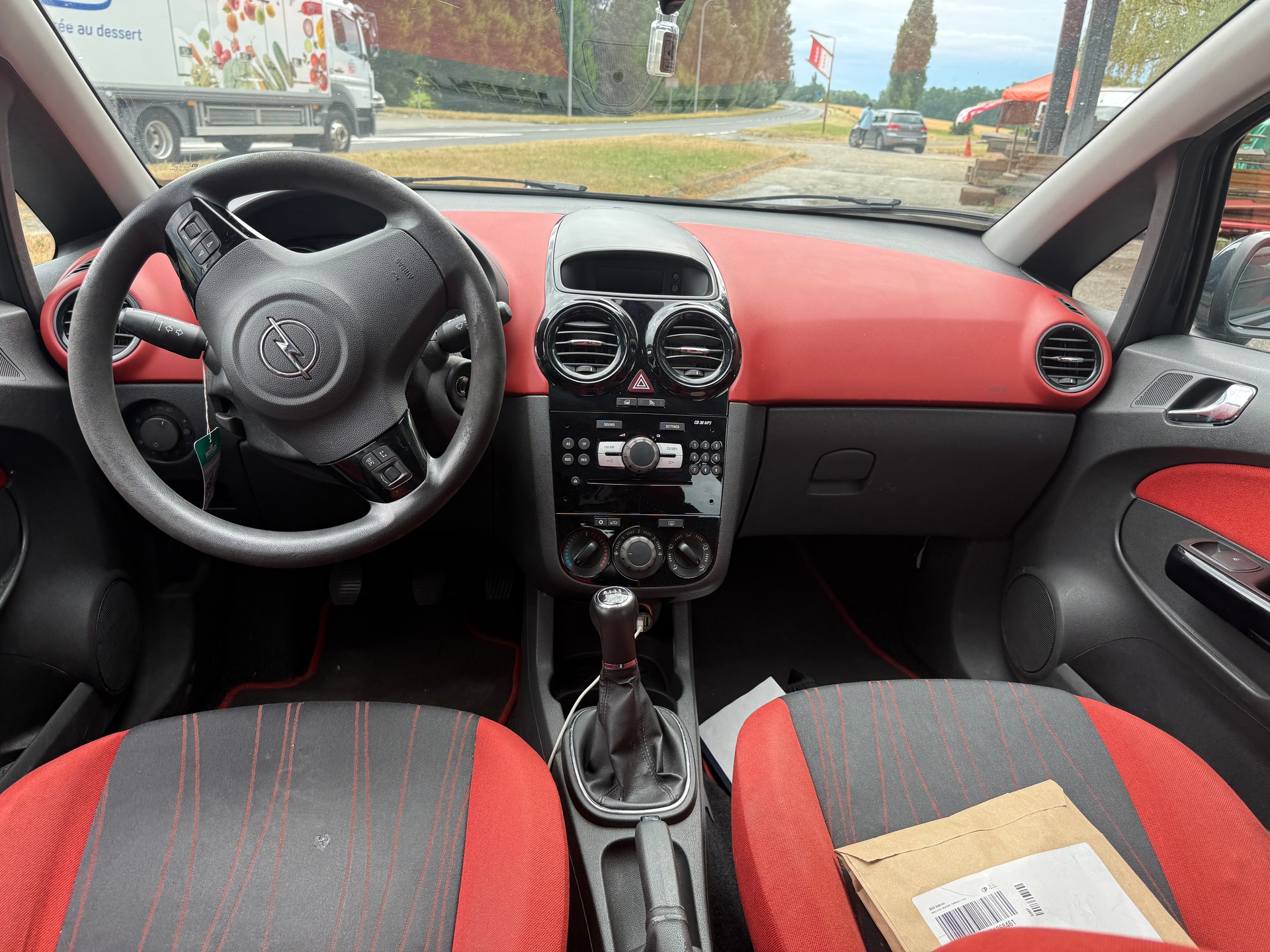OPEL Corsa 1.4 TP Color Edition-image-10