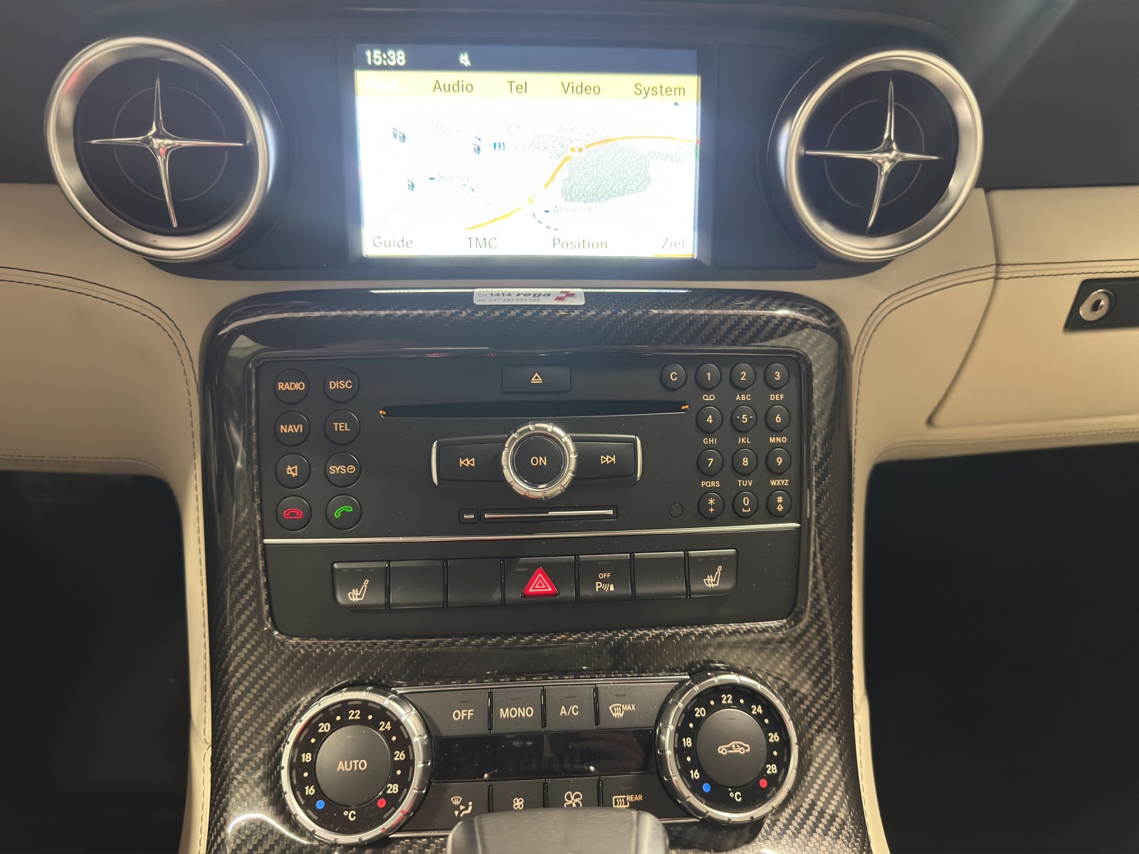 MERCEDES-BENZ SLS 63 AMG Speedshift-image-10