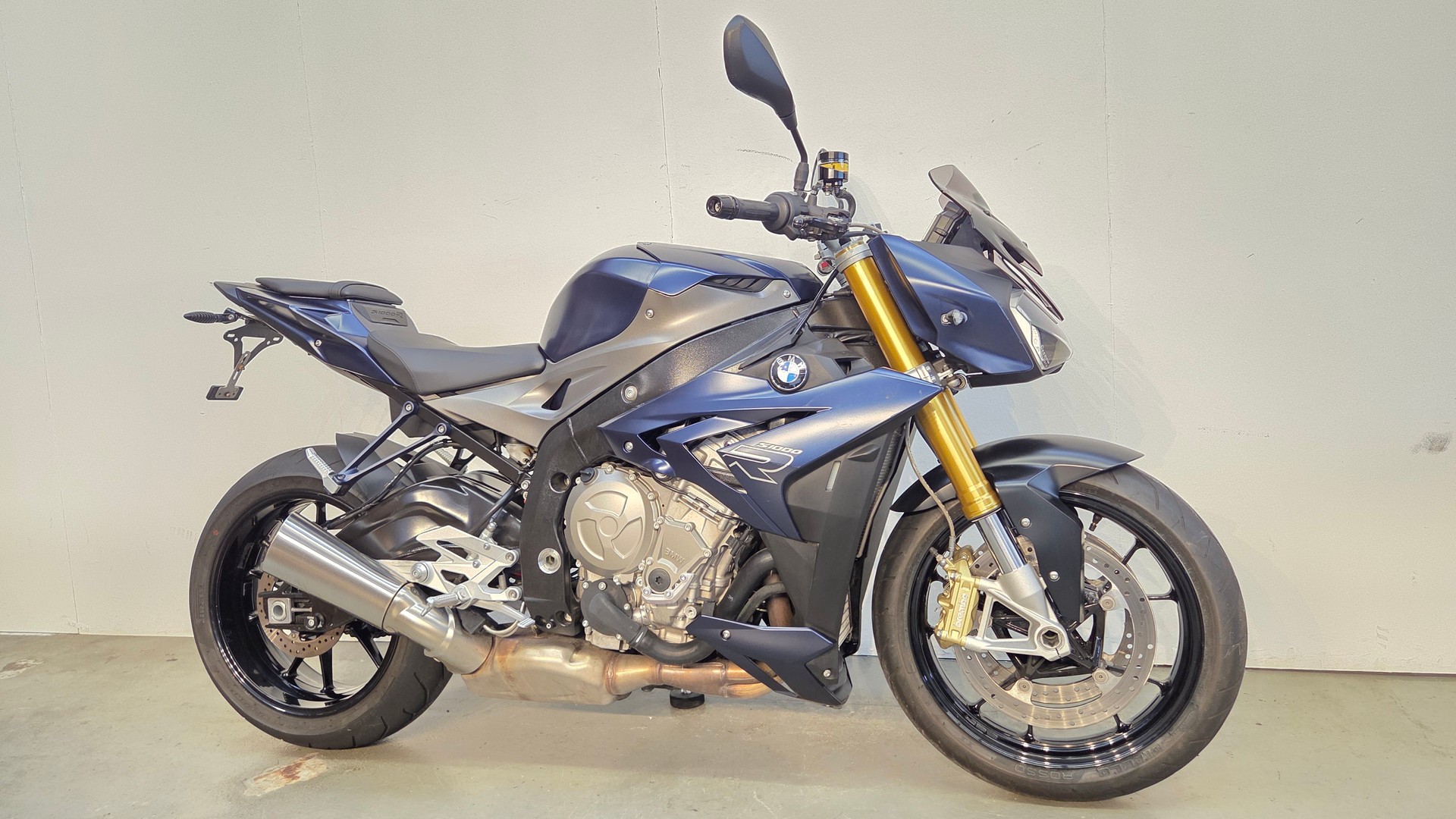 BMW S 1000 R ABS-showroom-element-2