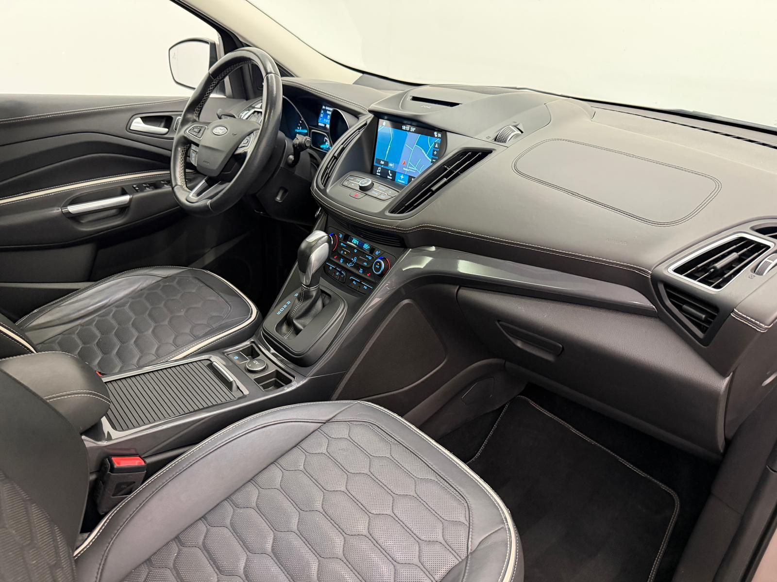 FORD Kuga 2.0 TDCi 180 Vignale FPS-image-11