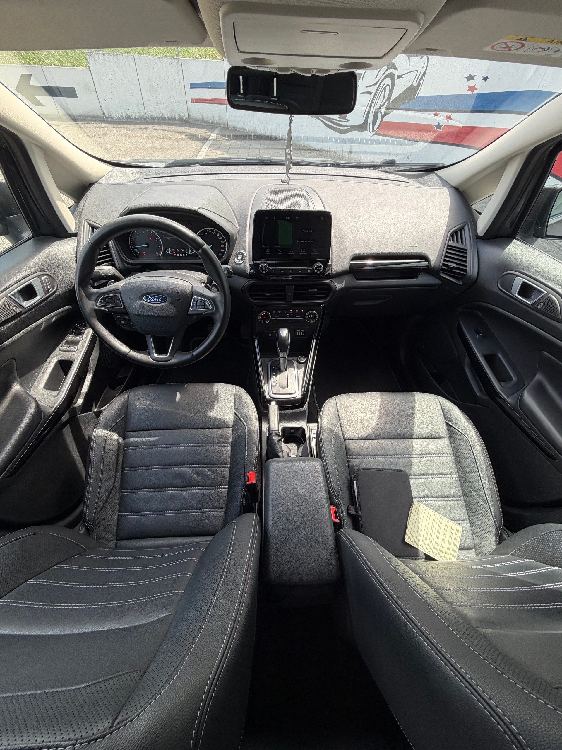 FORD EcoSport 1.0 SCTi Titanium Automat-image-10