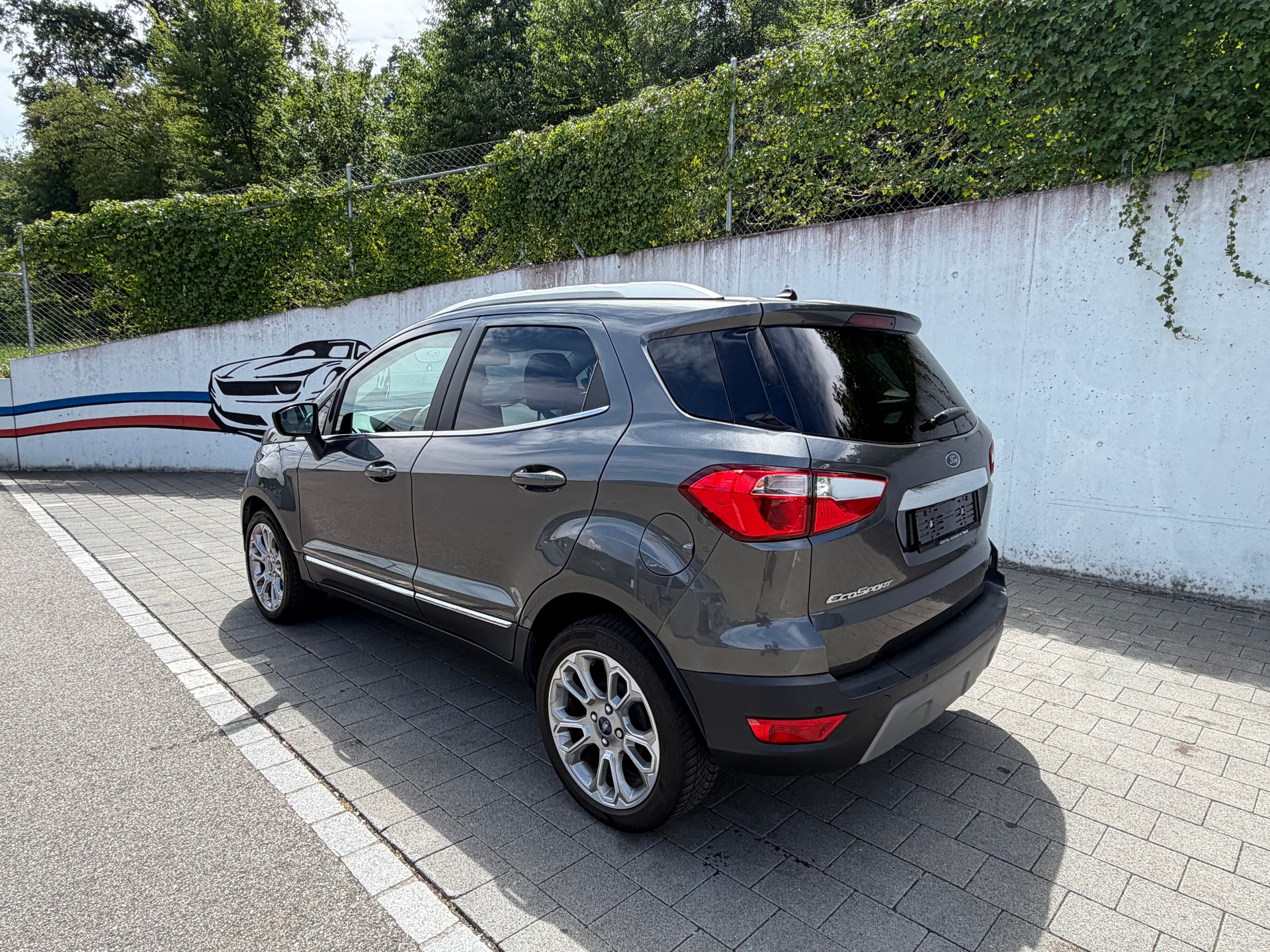 FORD EcoSport 1.0 SCTi Titanium Automat-image-2