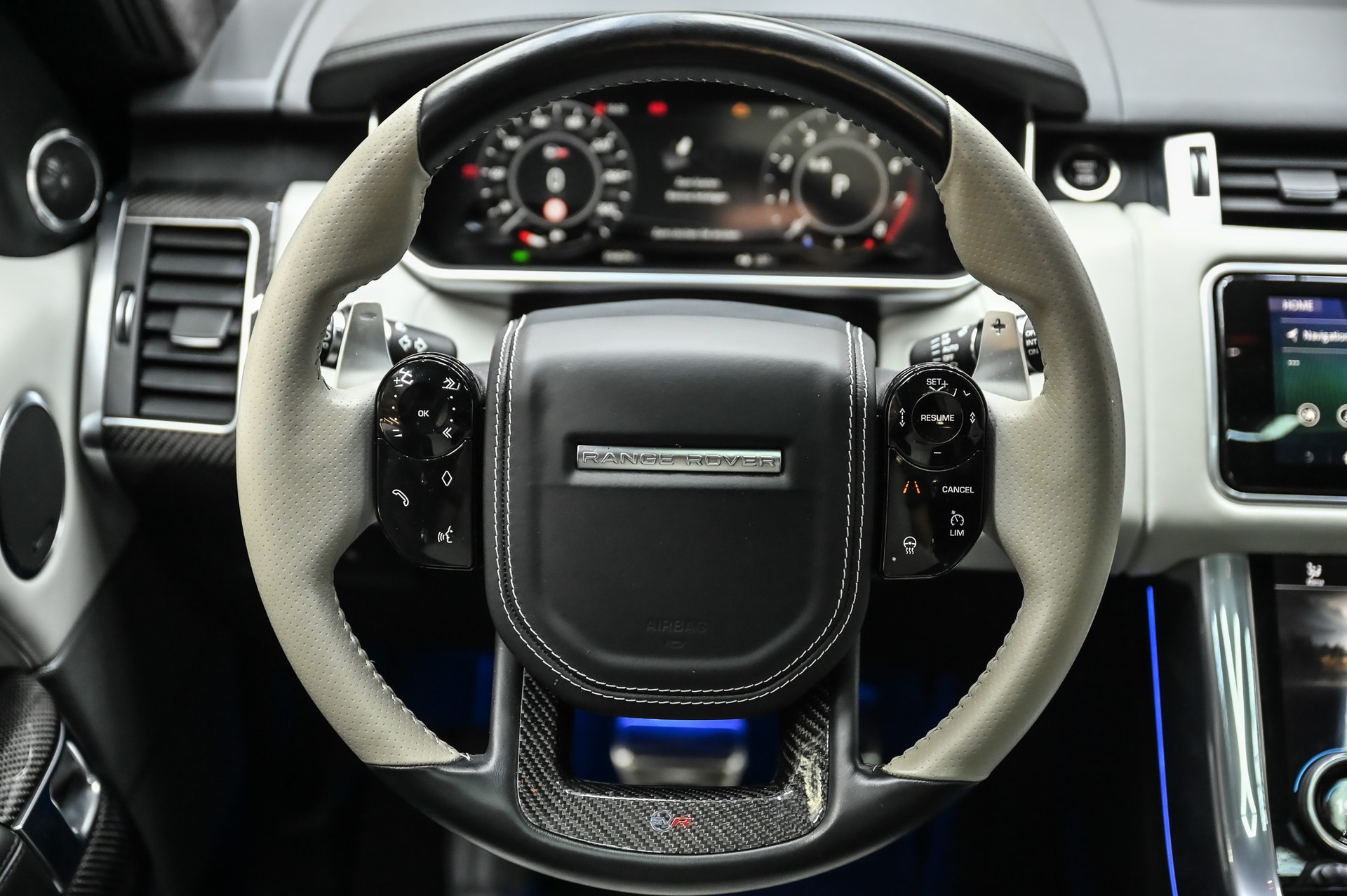 LAND ROVER Range Rover Sport 5.0 V8 SC SVR-image-29