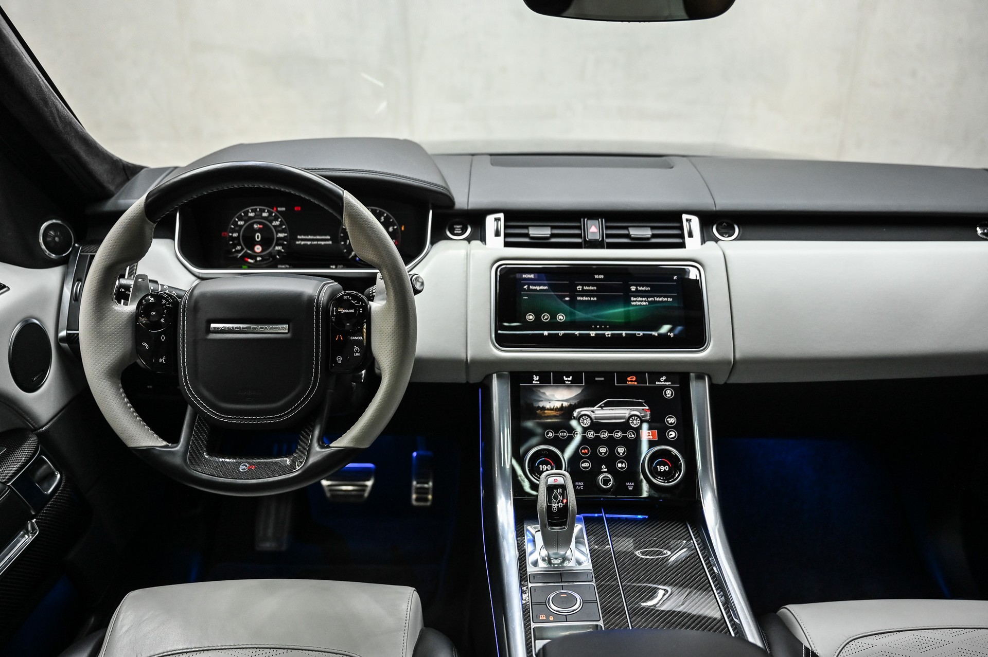 LAND ROVER Range Rover Sport 5.0 V8 SC SVR-image-27
