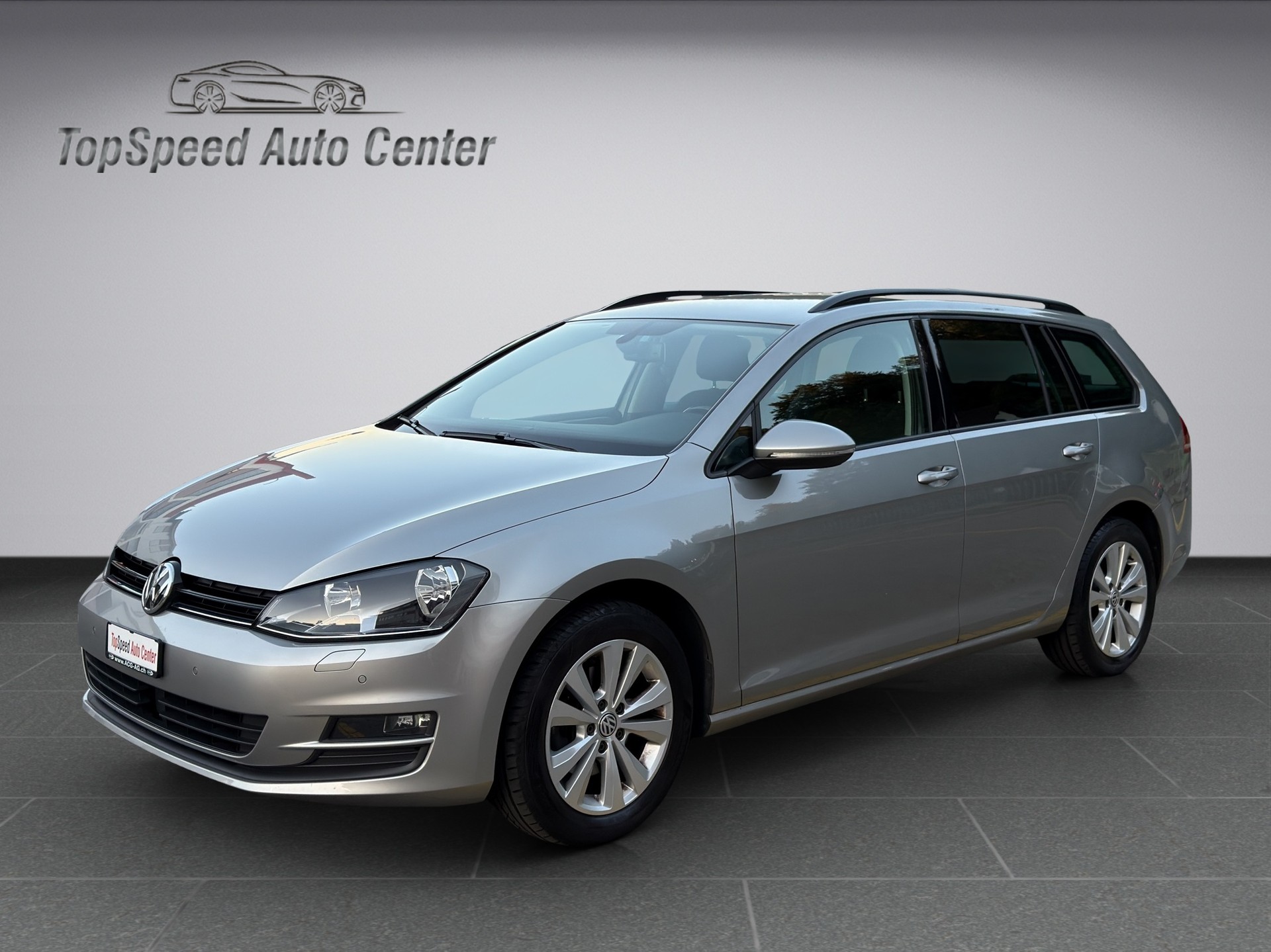 VW Golf Variant 1.6 TDI Comfortline DSG-image-0