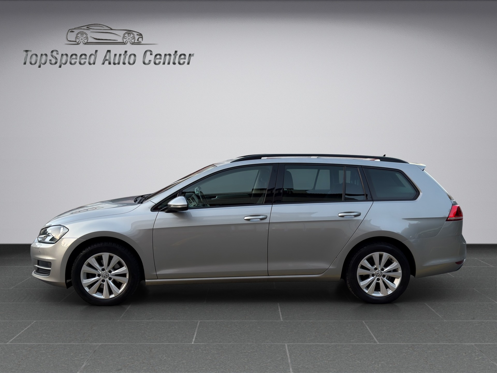 VW Golf Variant 1.6 TDI Comfortline DSG-image-2
