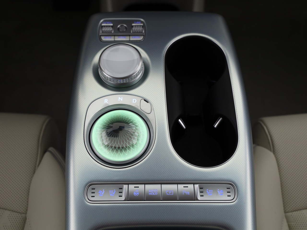 GENESIS GV60 77.4 kWh Sport AWD-image-15
