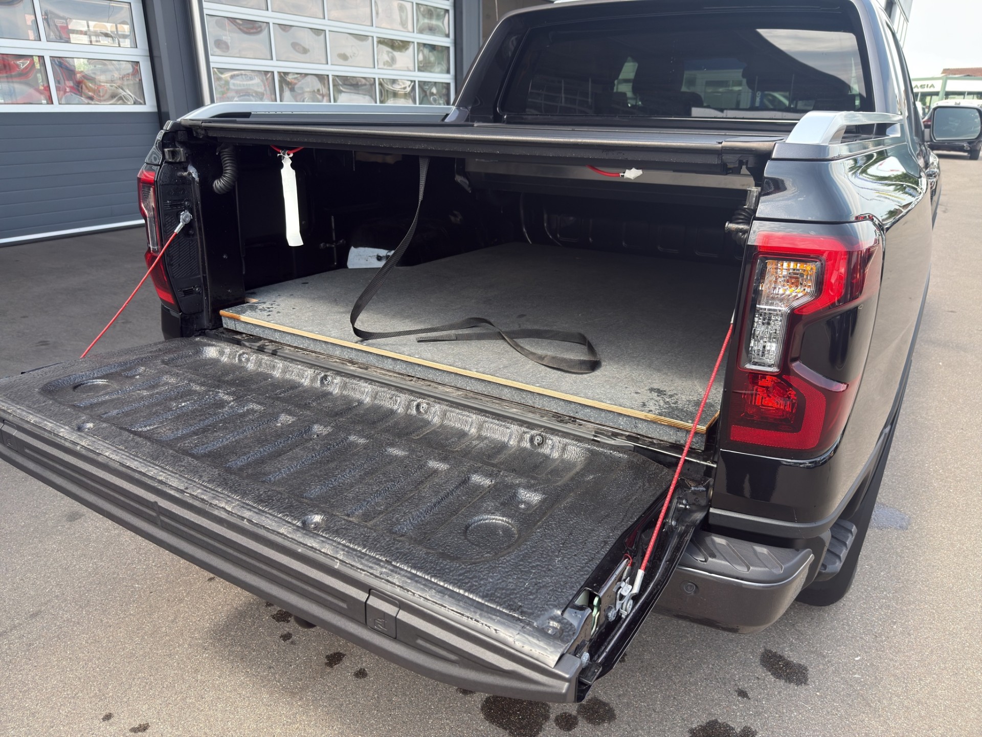 FORD Ranger DKab.Pick-up 2.3 EcoBoost 4x4 Wildtrak PHEV-image-12