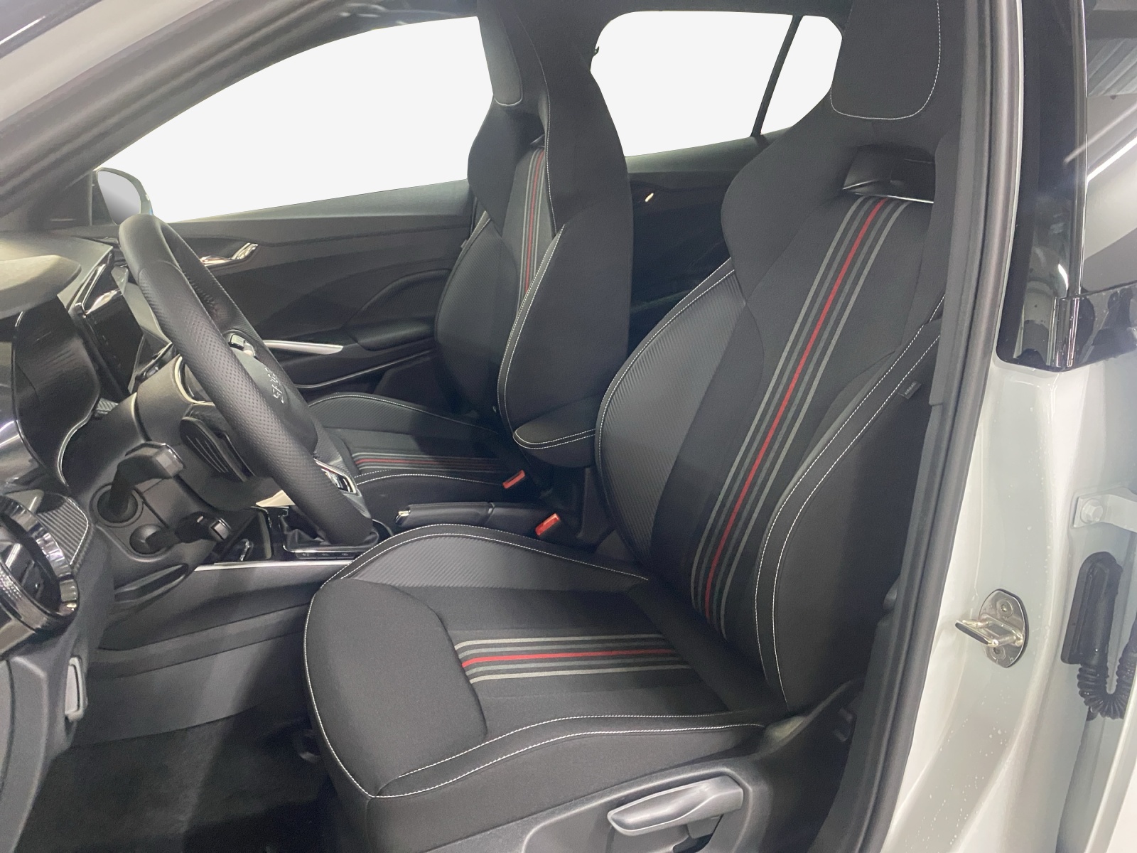 SKODA Fabia 1.5 TSI Motorsport DSG-image-7