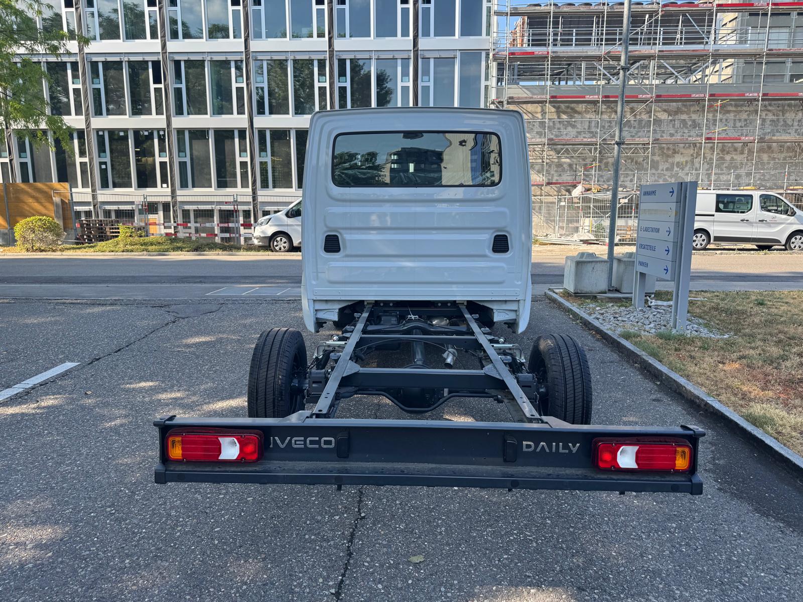 IVECO 35 S 16B A8 D-image-3