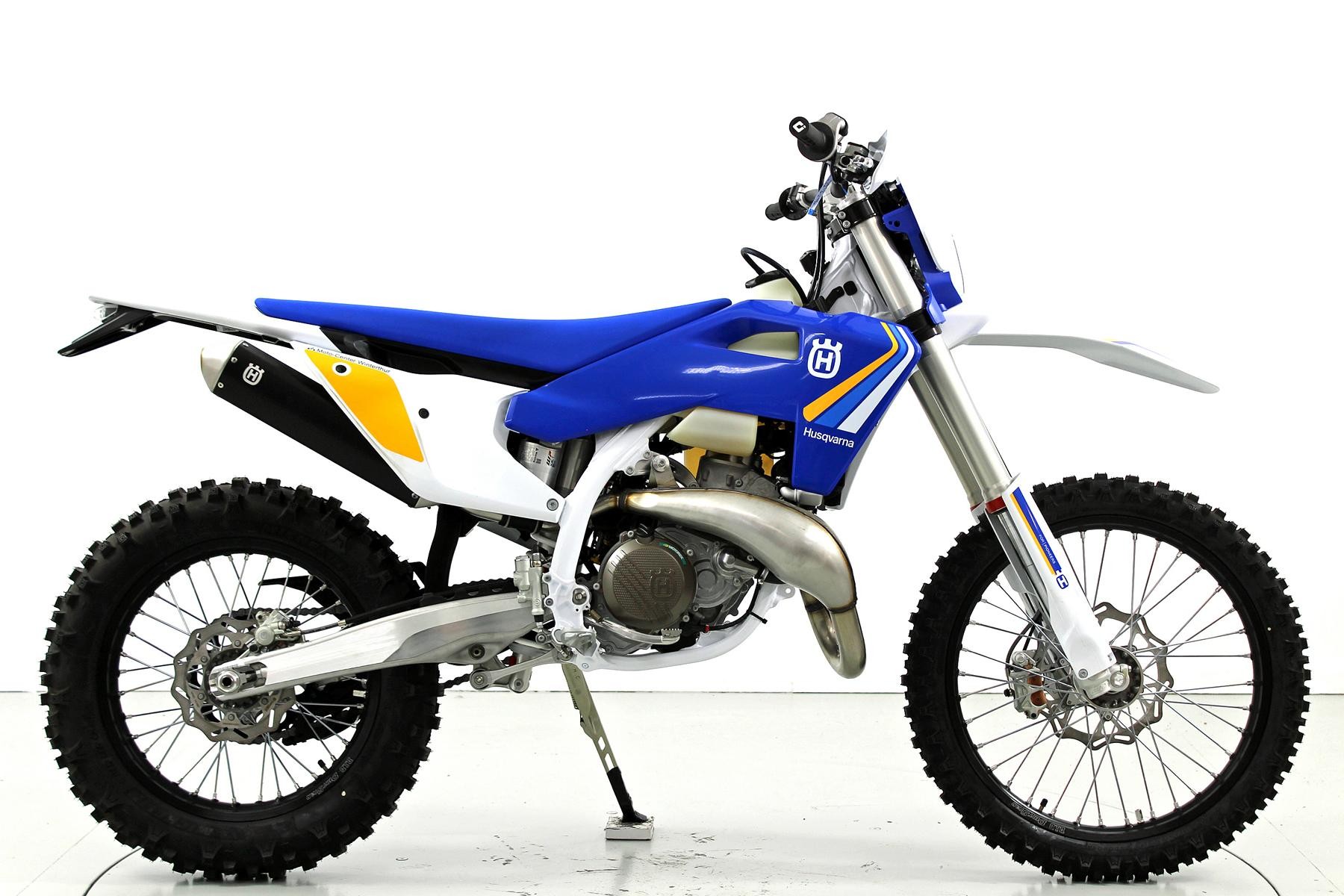 HUSQVARNA TE 300i 2t Heritage-showroom-element-3