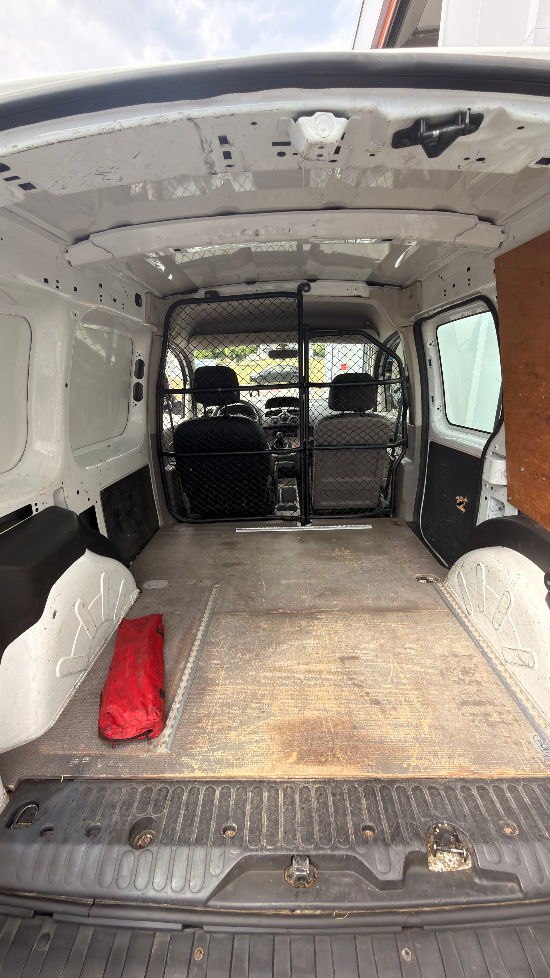 RENAULT Kangoo dCi 85-image-5