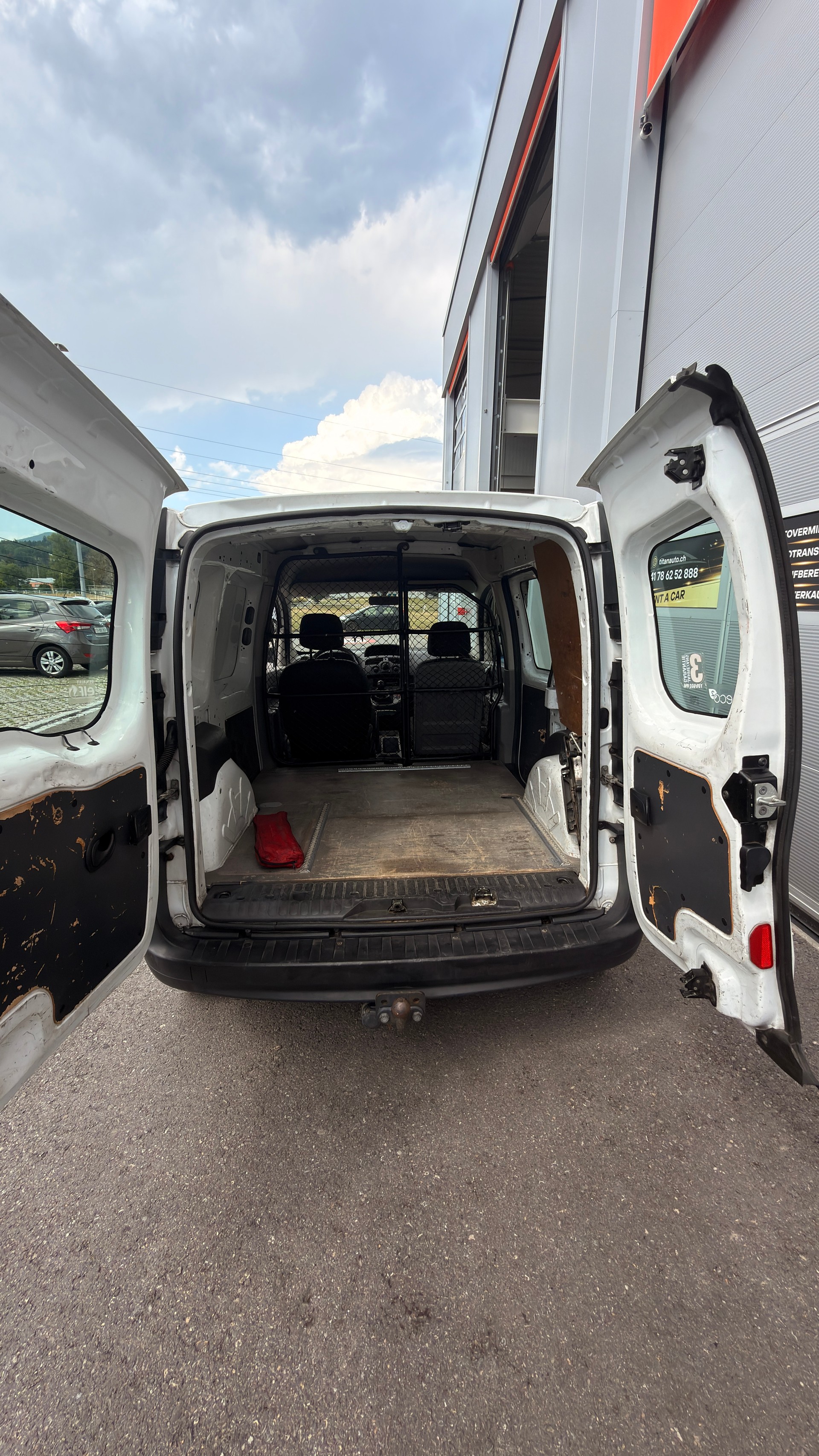RENAULT Kangoo dCi 85-image-4