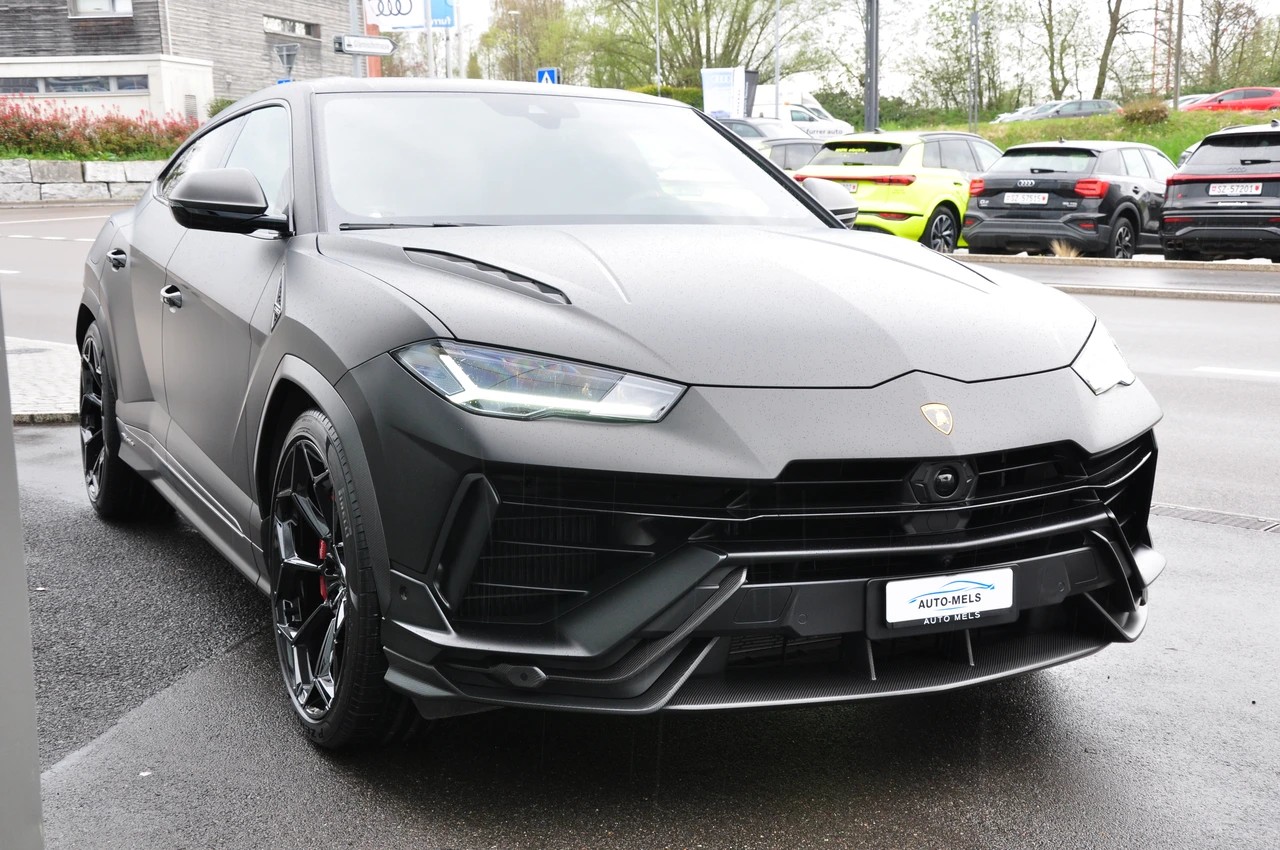 LAMBORGHINI Urus E-Gear PERFORMANTE-image-8