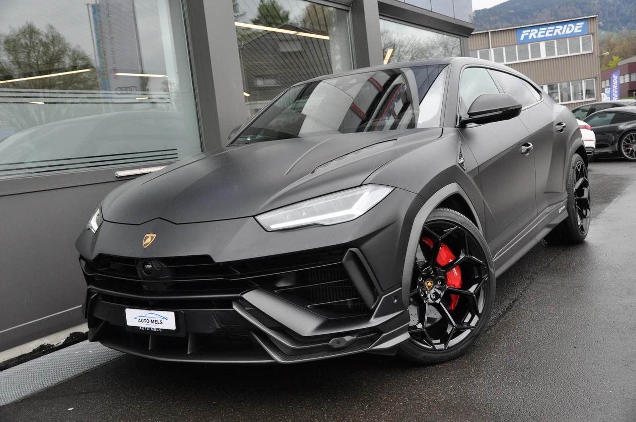 LAMBORGHINI Urus E-Gear PERFORMANTE-image-2