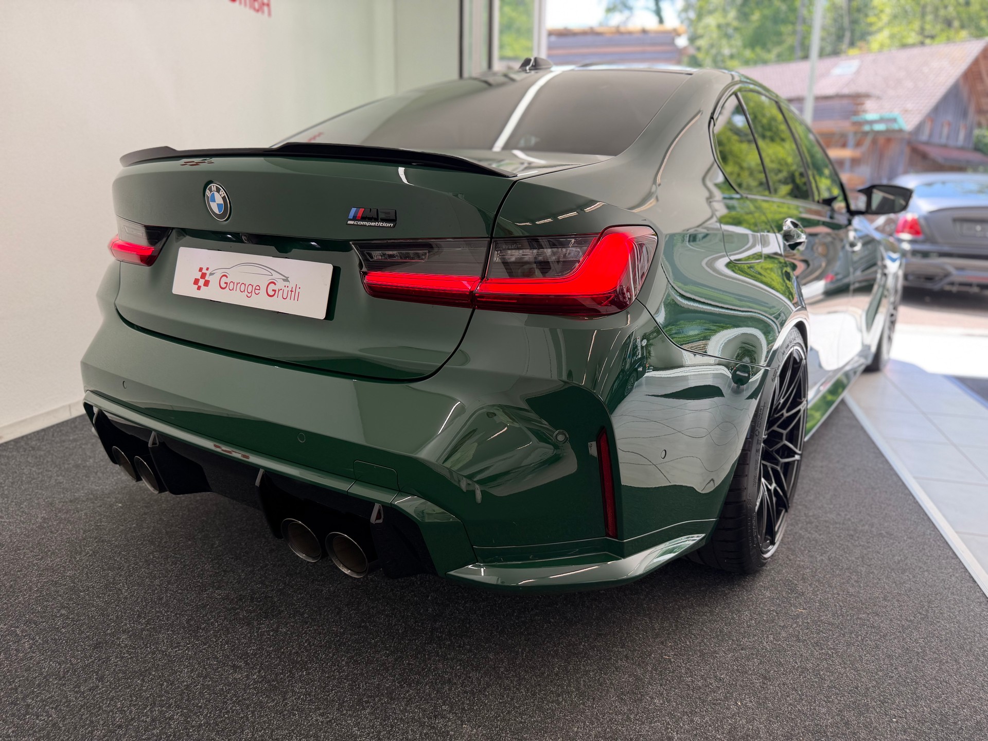 BMW M3 Competition xDrive-image-23
