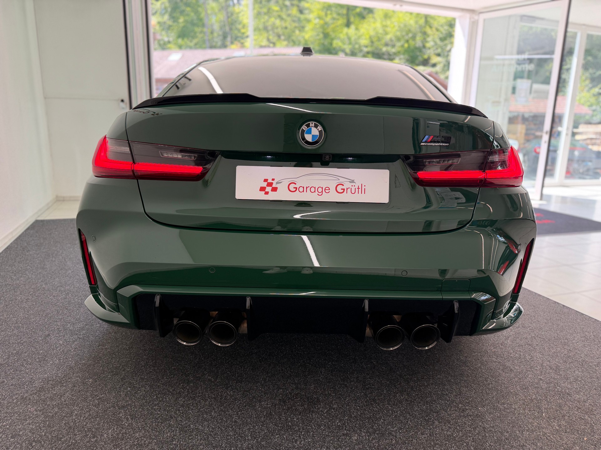 BMW M3 Competition xDrive-image-25