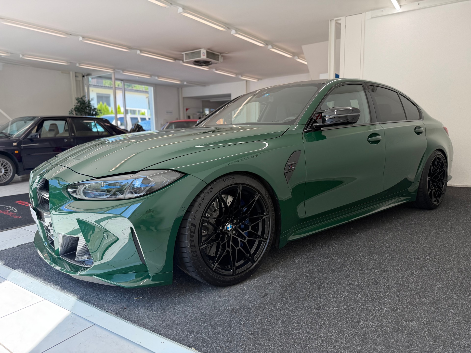 BMW M3 Competition xDrive-image-6