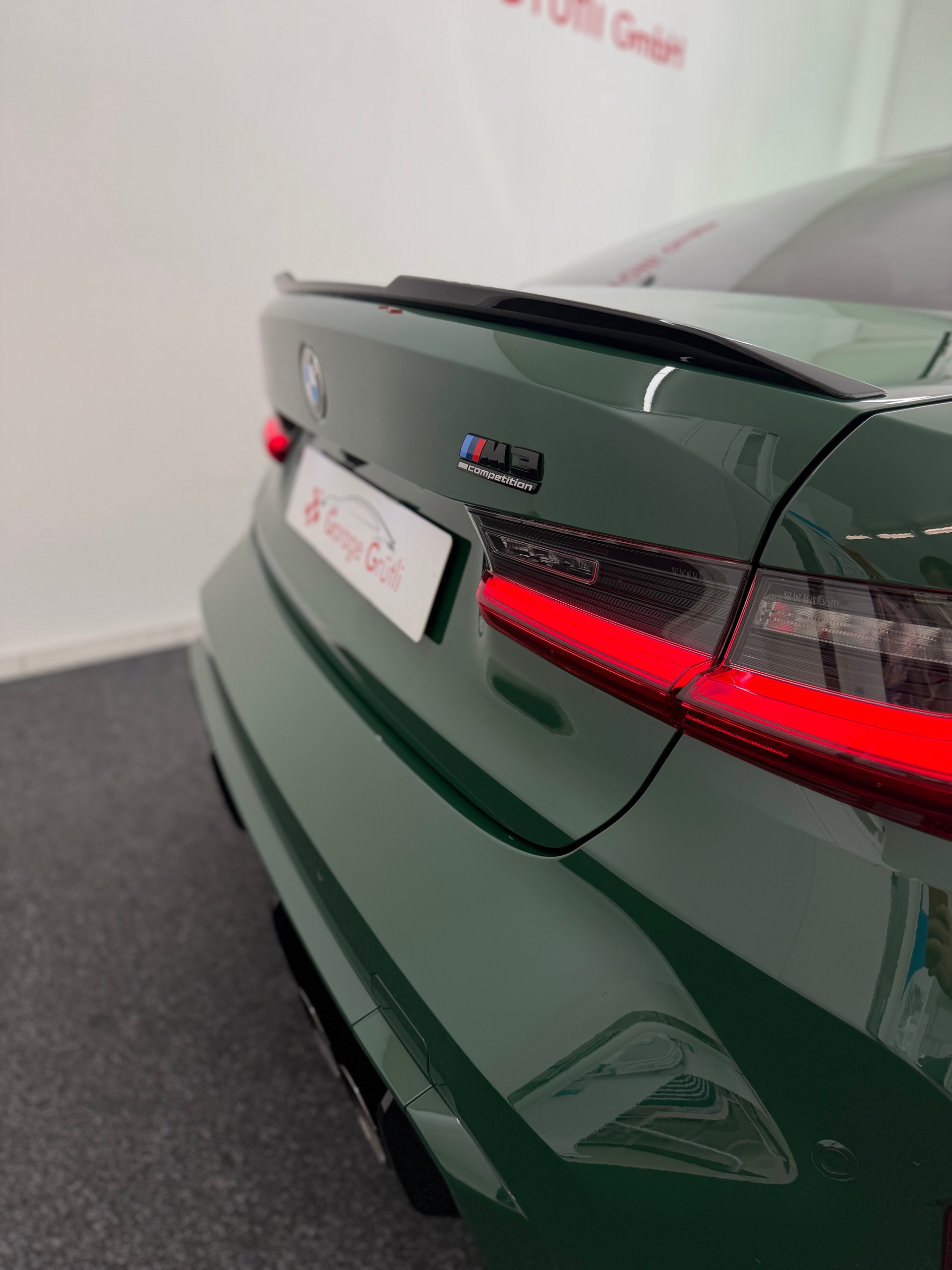 BMW M3 Competition xDrive-image-27