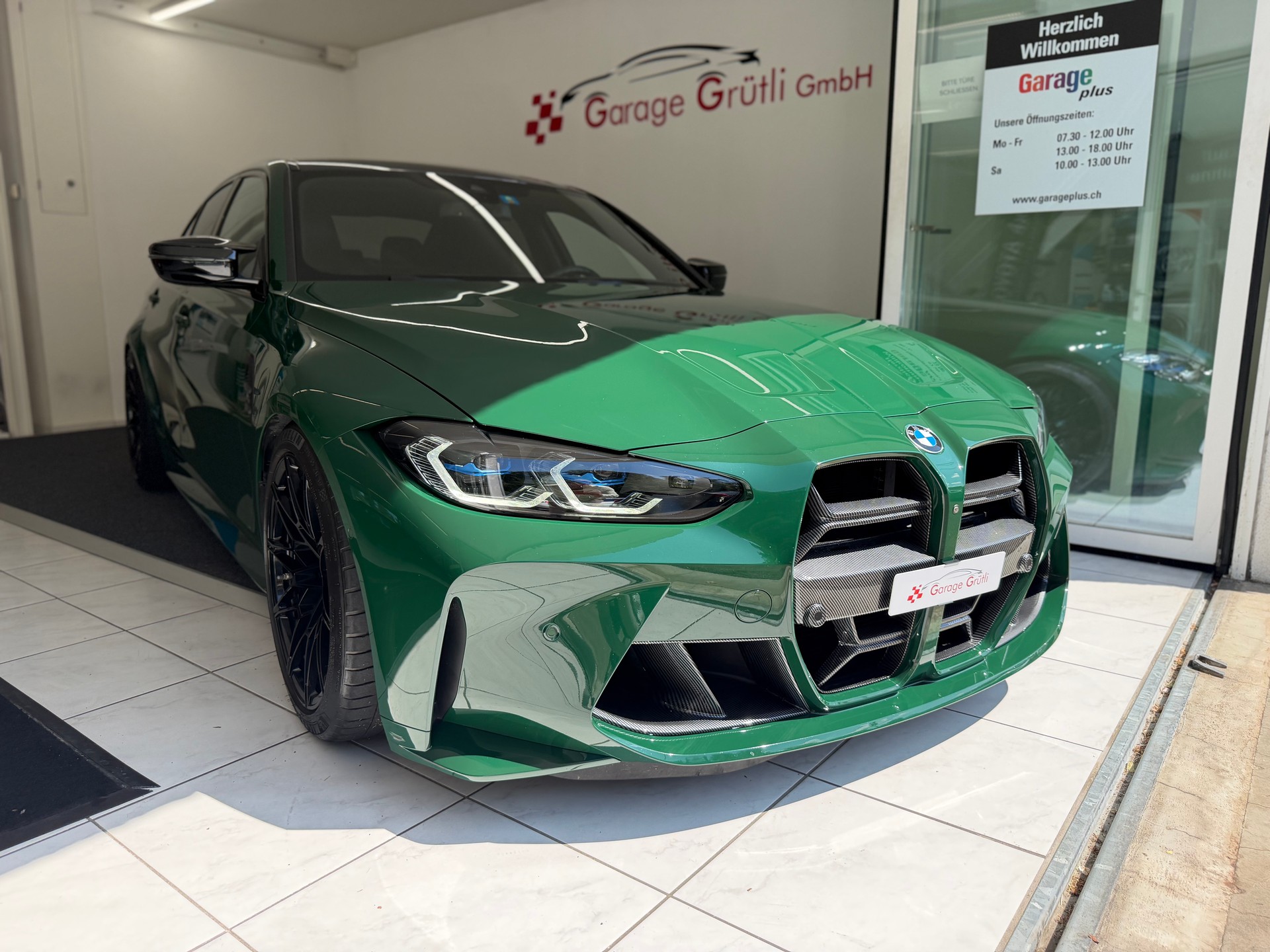 BMW M3 Competition xDrive-image-21