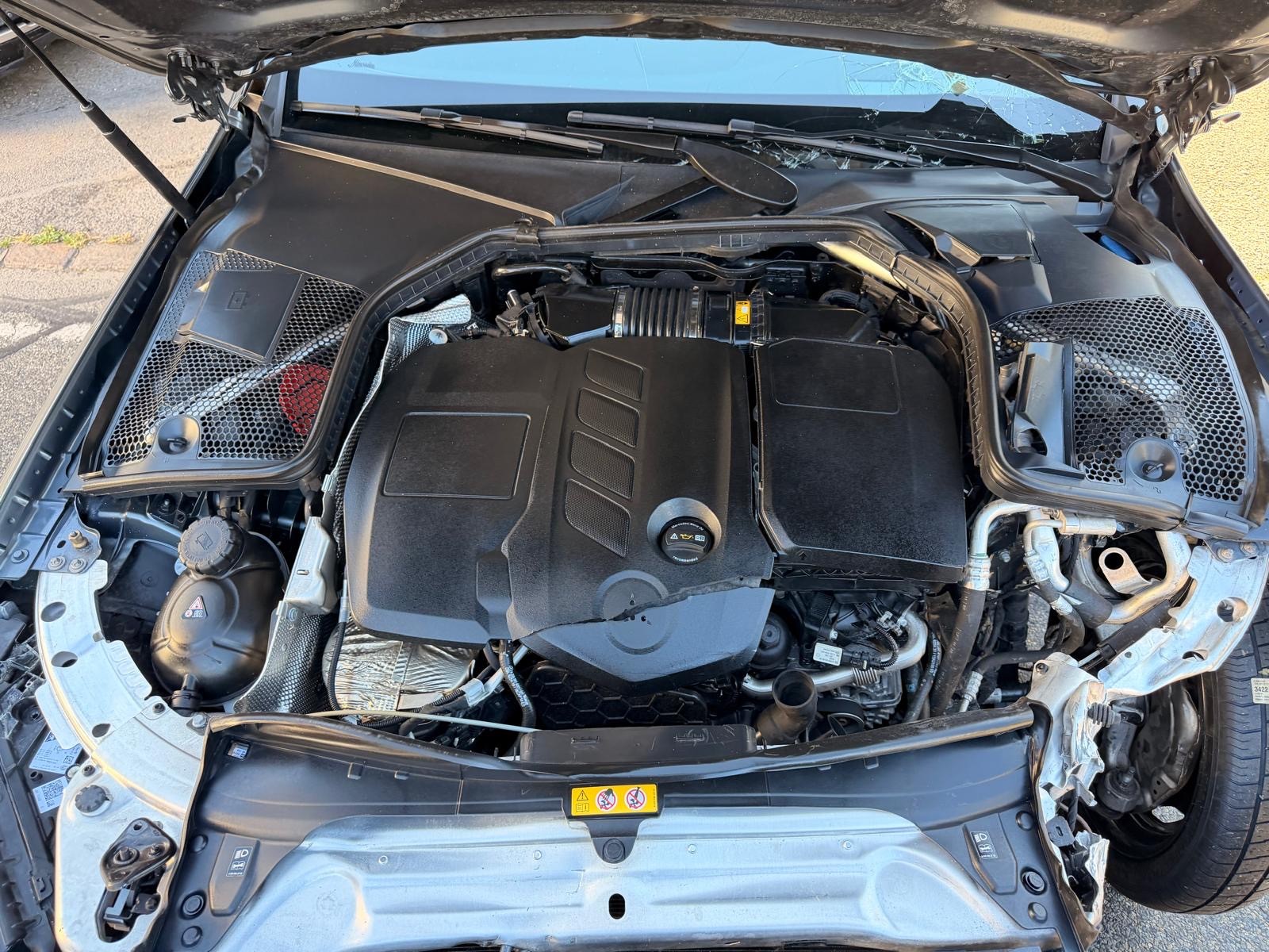 MERCEDES-BENZ C 220 d AMG Line 4Matic 9G-Tronic-image-7