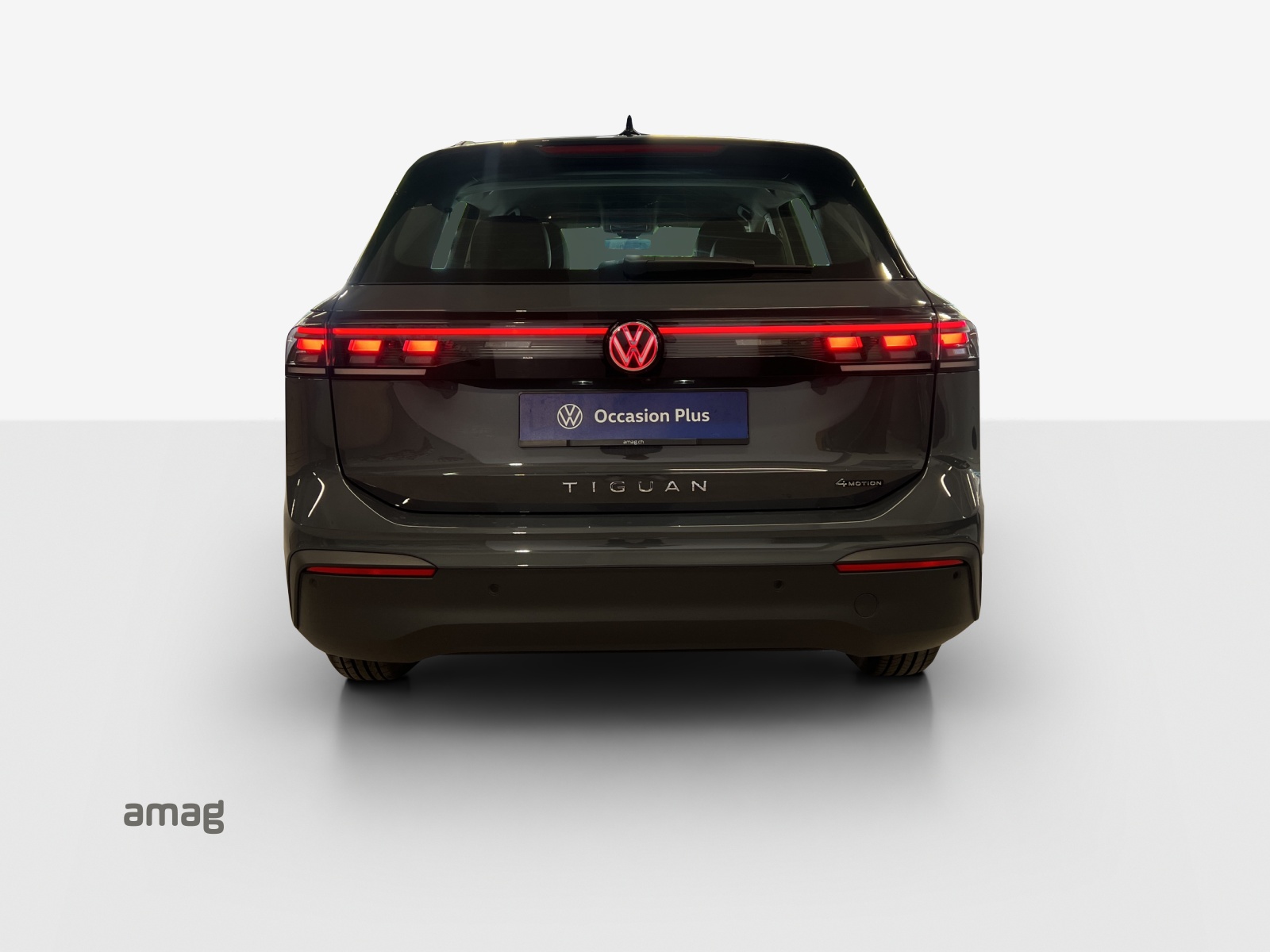VW Tiguan 2.0 TSI DSG Life 4Motion-showroom-element-3