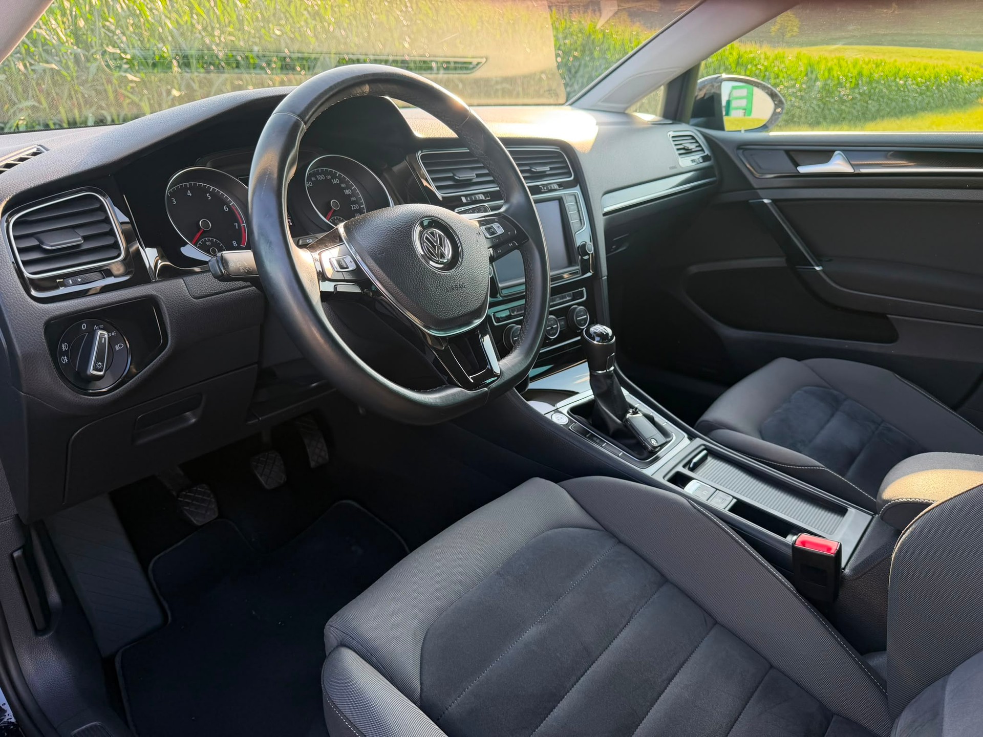 VW Golf 1.4 TSI Highline-image-8