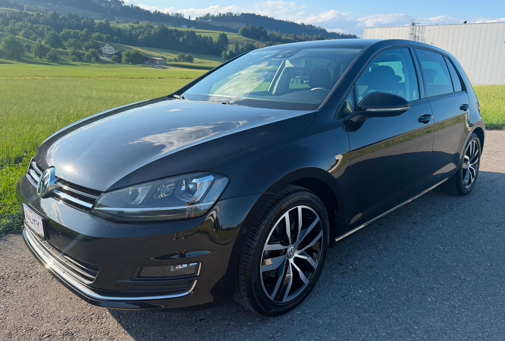 VW Golf 1.4 TSI Highline-image-1