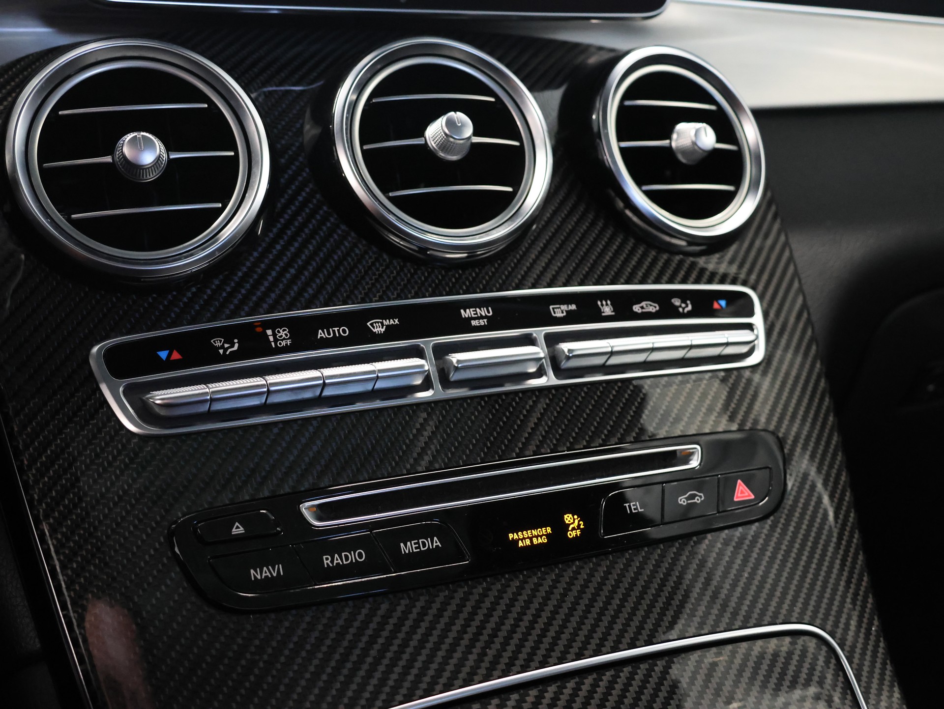 MERCEDES-BENZ GLC 43 AMG 4Matic 9G-Tronic *Burmester* *Sitzheizung*Panoramadach**-image-19