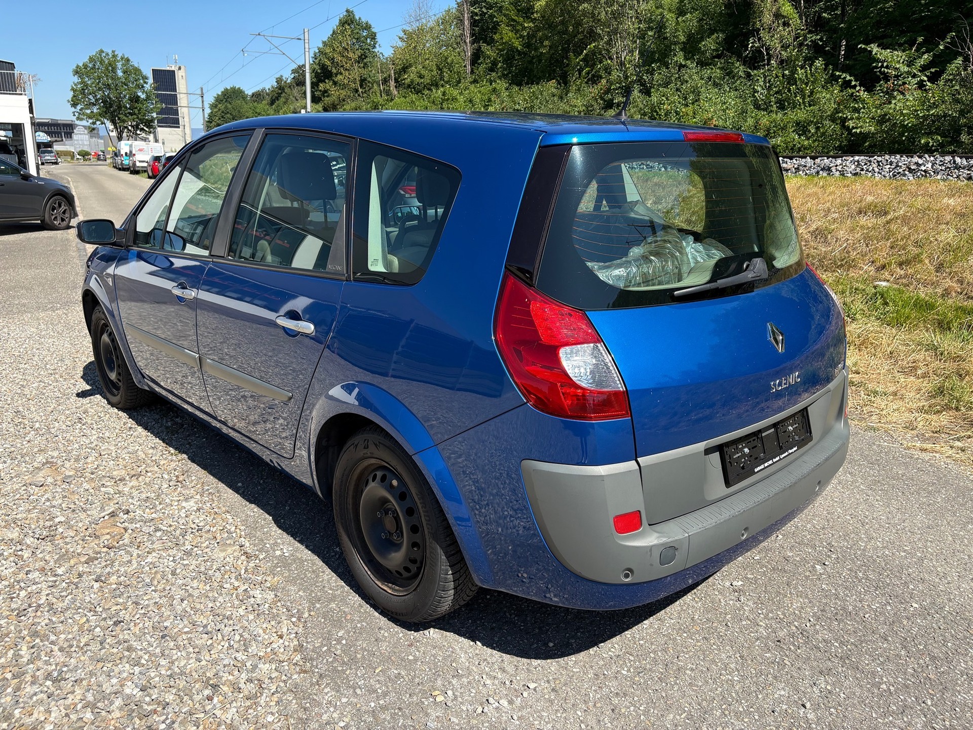 RENAULT Grand Scénic 2.0 16V Expression-image-4