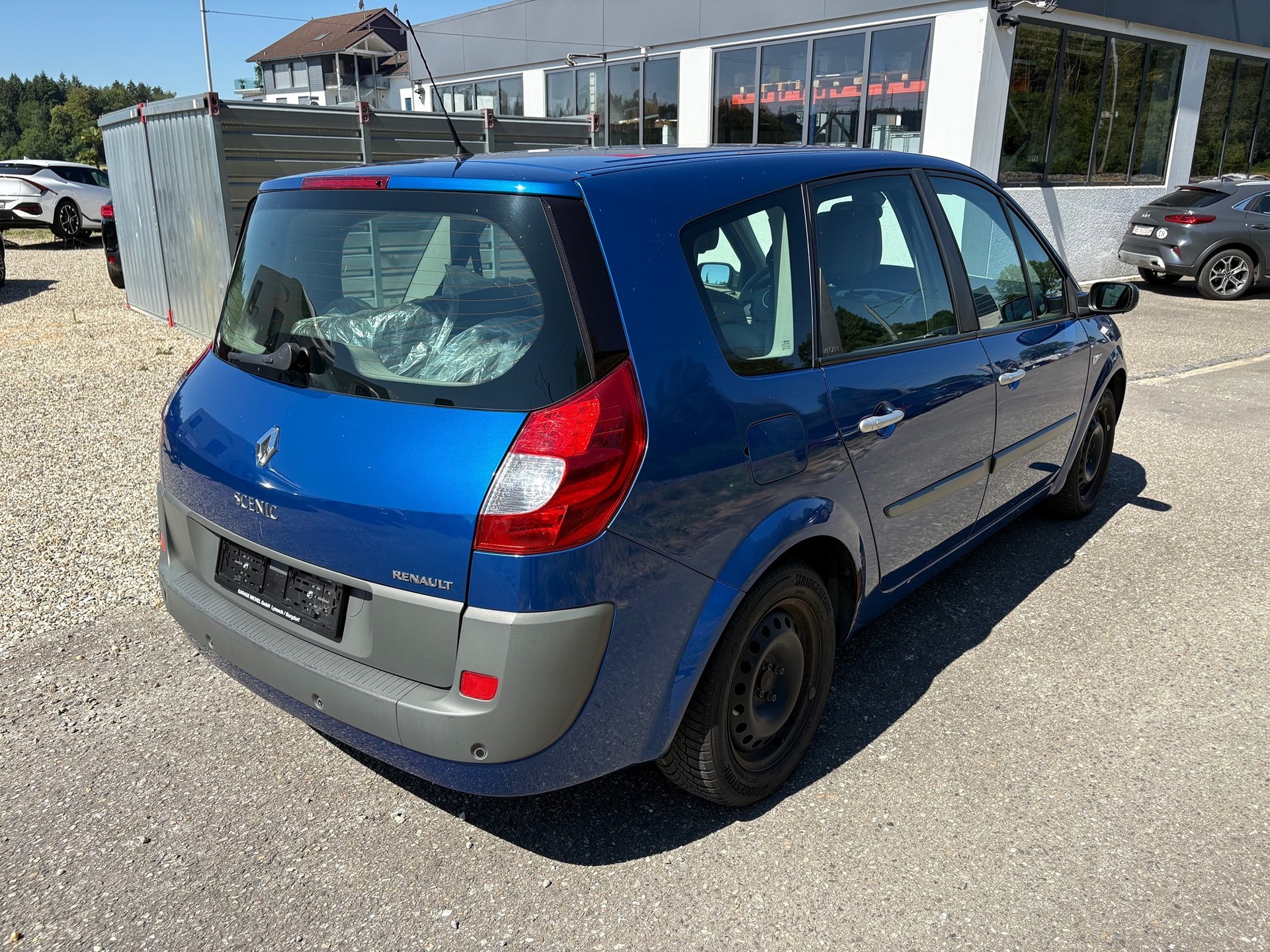 RENAULT Grand Scénic 2.0 16V Expression-image-5