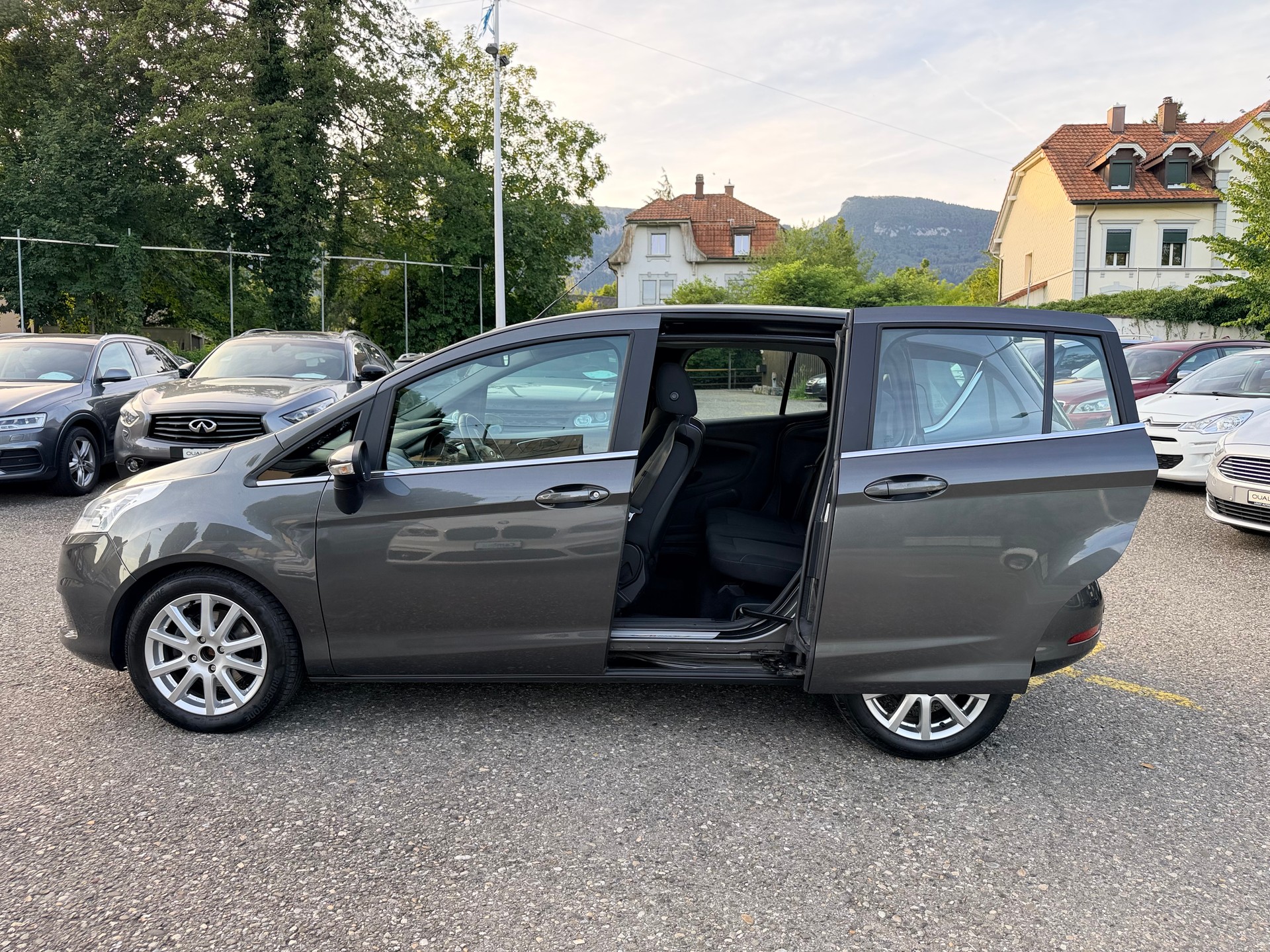 FORD B-Max 1.0 SCTi Titanium-image-12