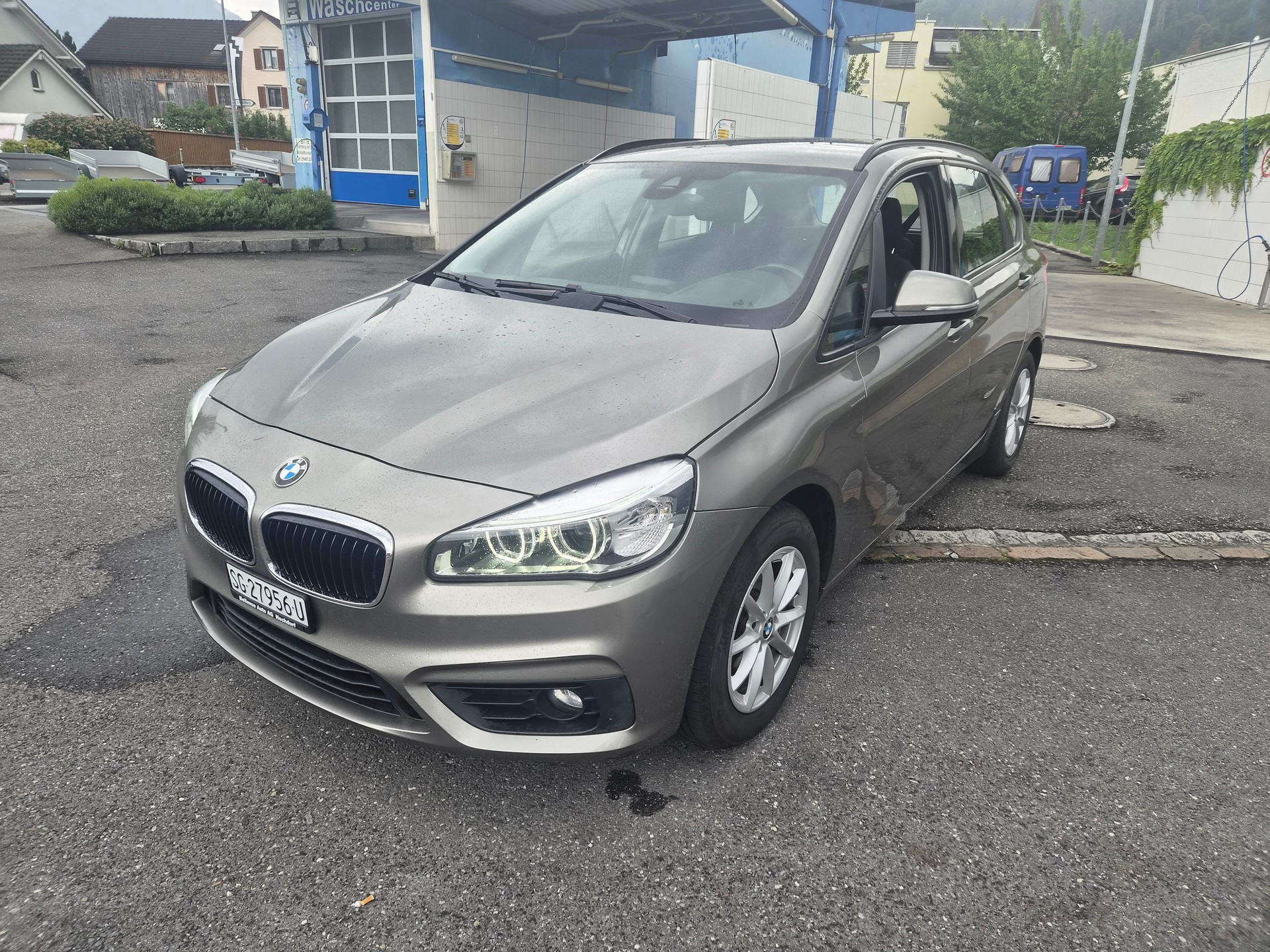 BMW 218i Active Tourer Sport Line Steptronic-image-1