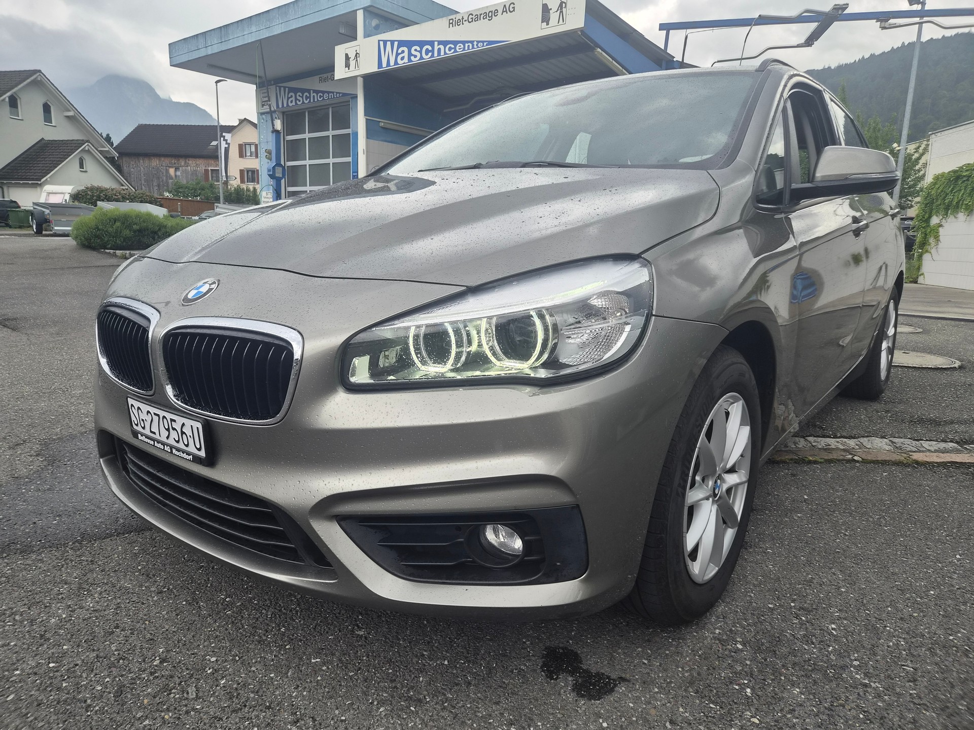 BMW 218i Active Tourer Sport Line Steptronic-image-2