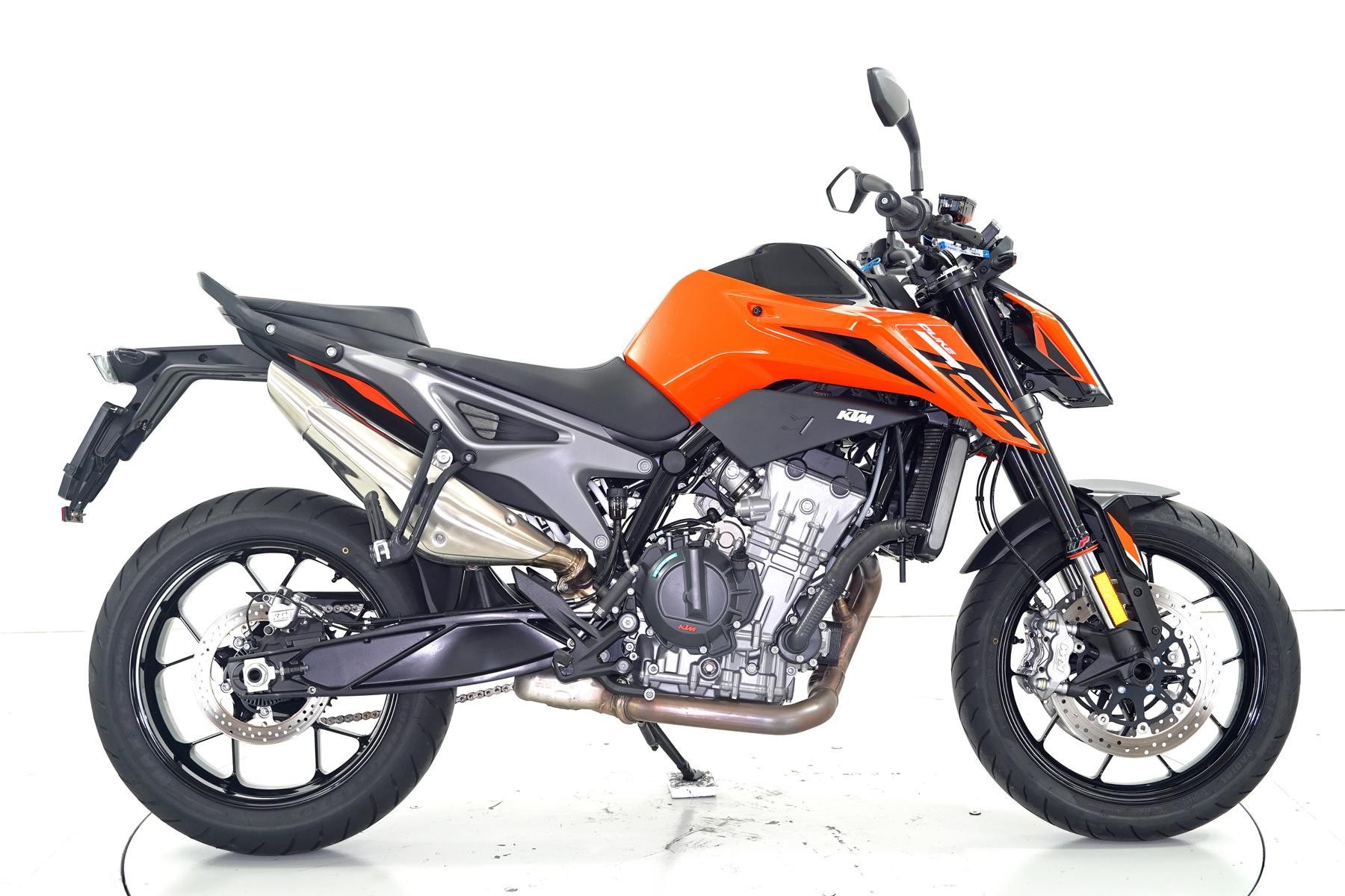 KTM 790 Duke-showroom-element-3