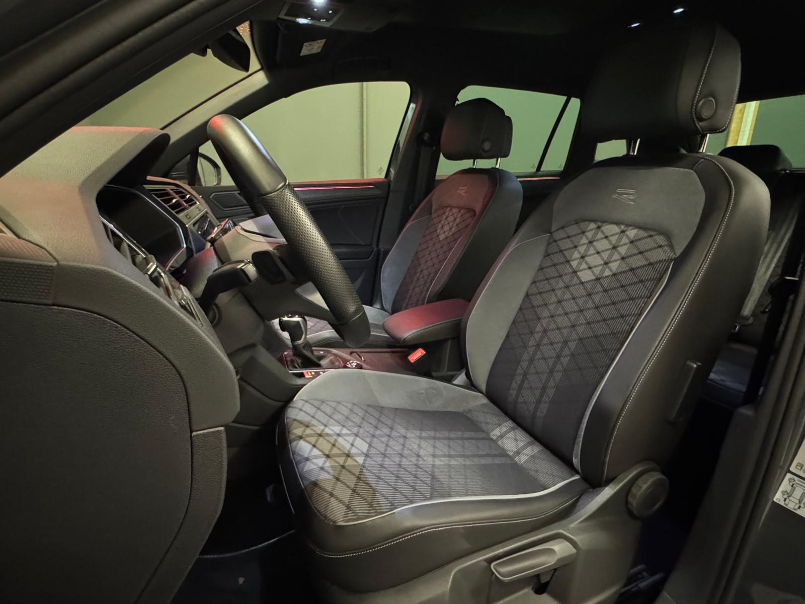 VW Tiguan 2.0TSI R-Line 4Motion DSG-image-10