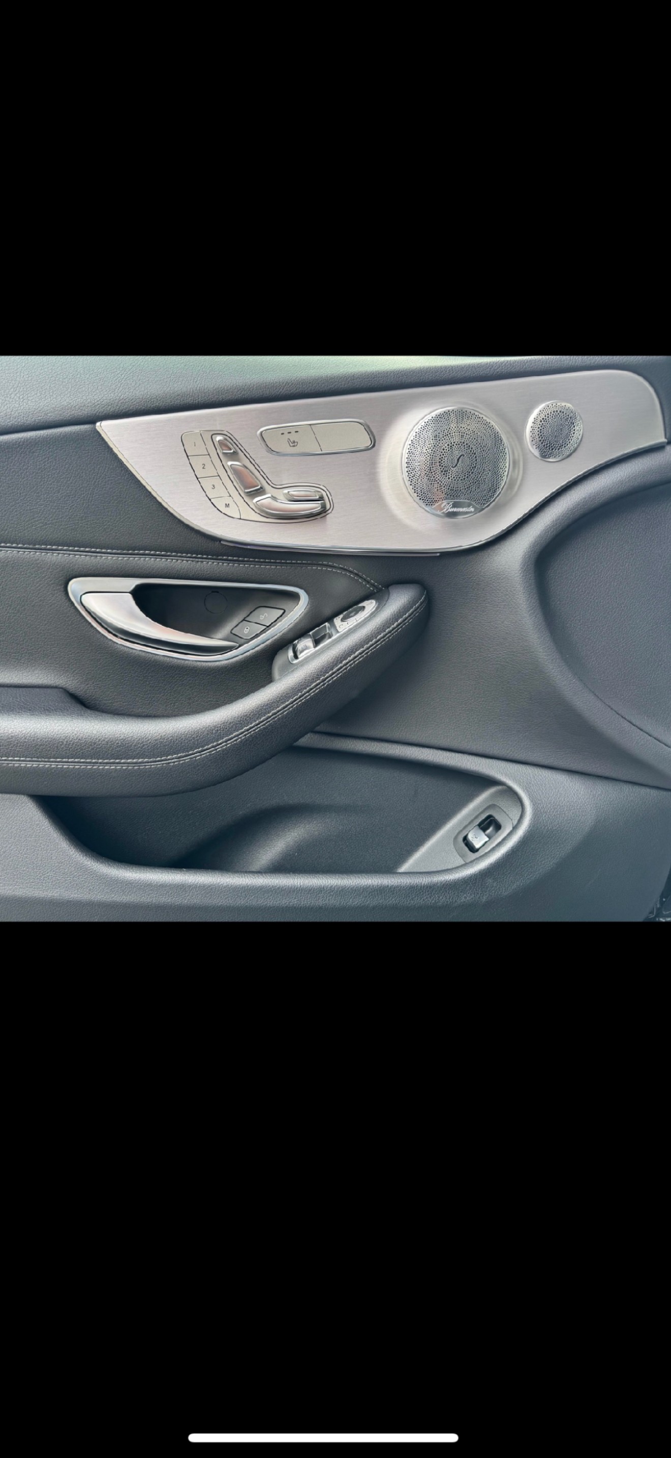 MERCEDES-BENZ C 200 AMG Line 4matic 9G-Tronic-image-5