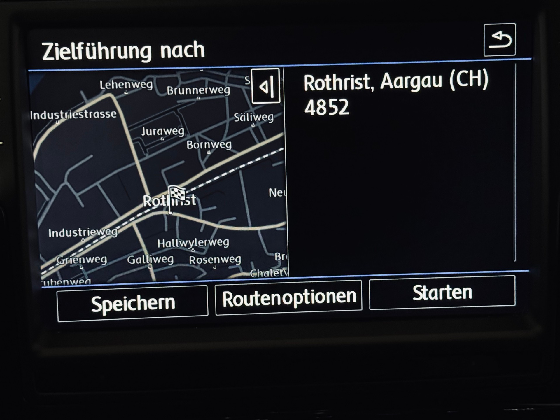 VW Golf 2.0 TSI R 4Motion DSG-image-18