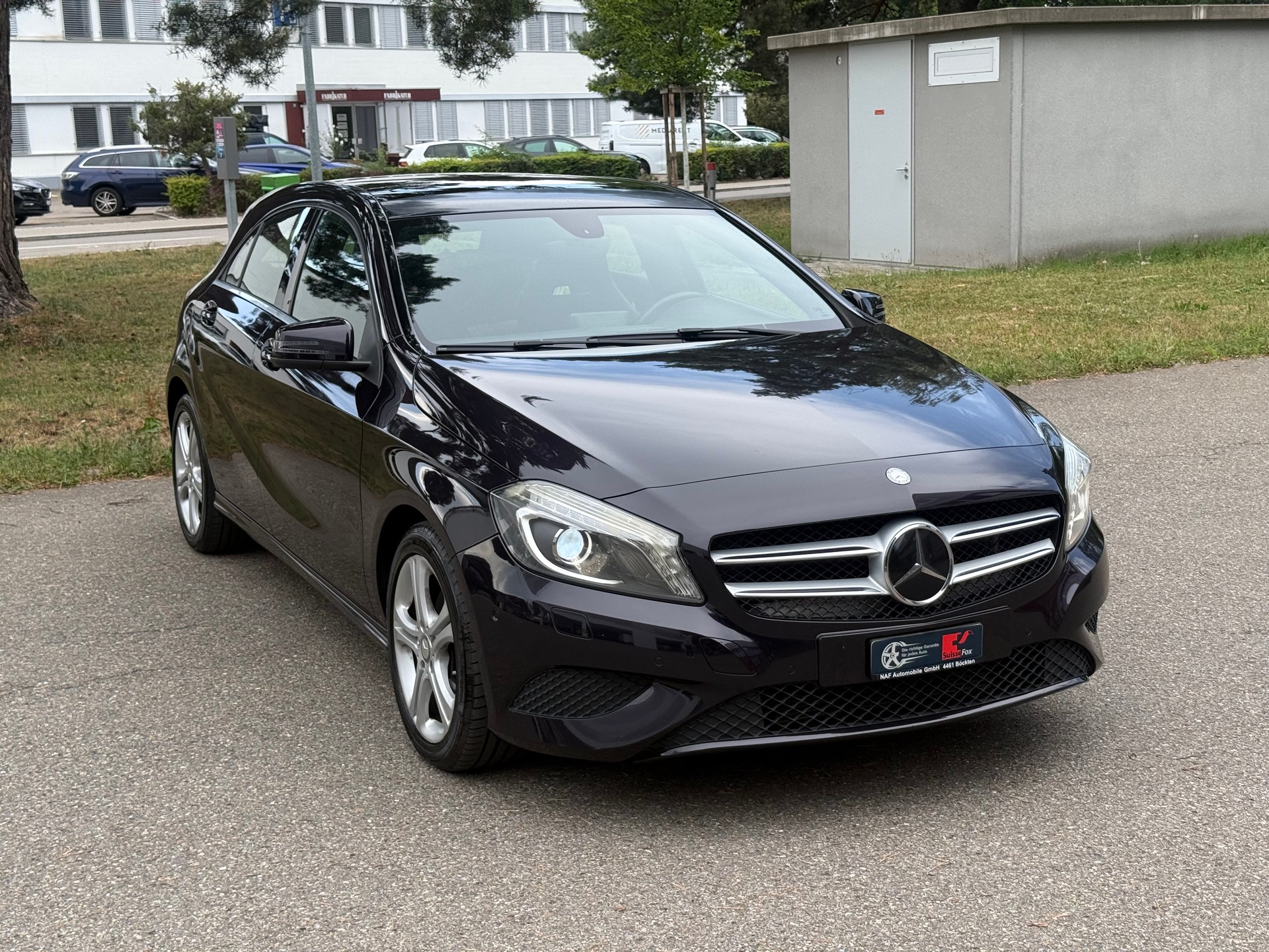 MERCEDES-BENZ A 180 Style 7G-DCT-image-1