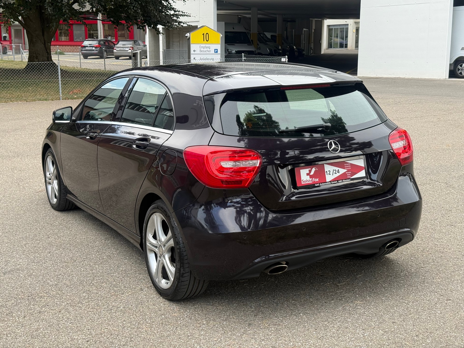 MERCEDES-BENZ A 180 Style 7G-DCT-image-3