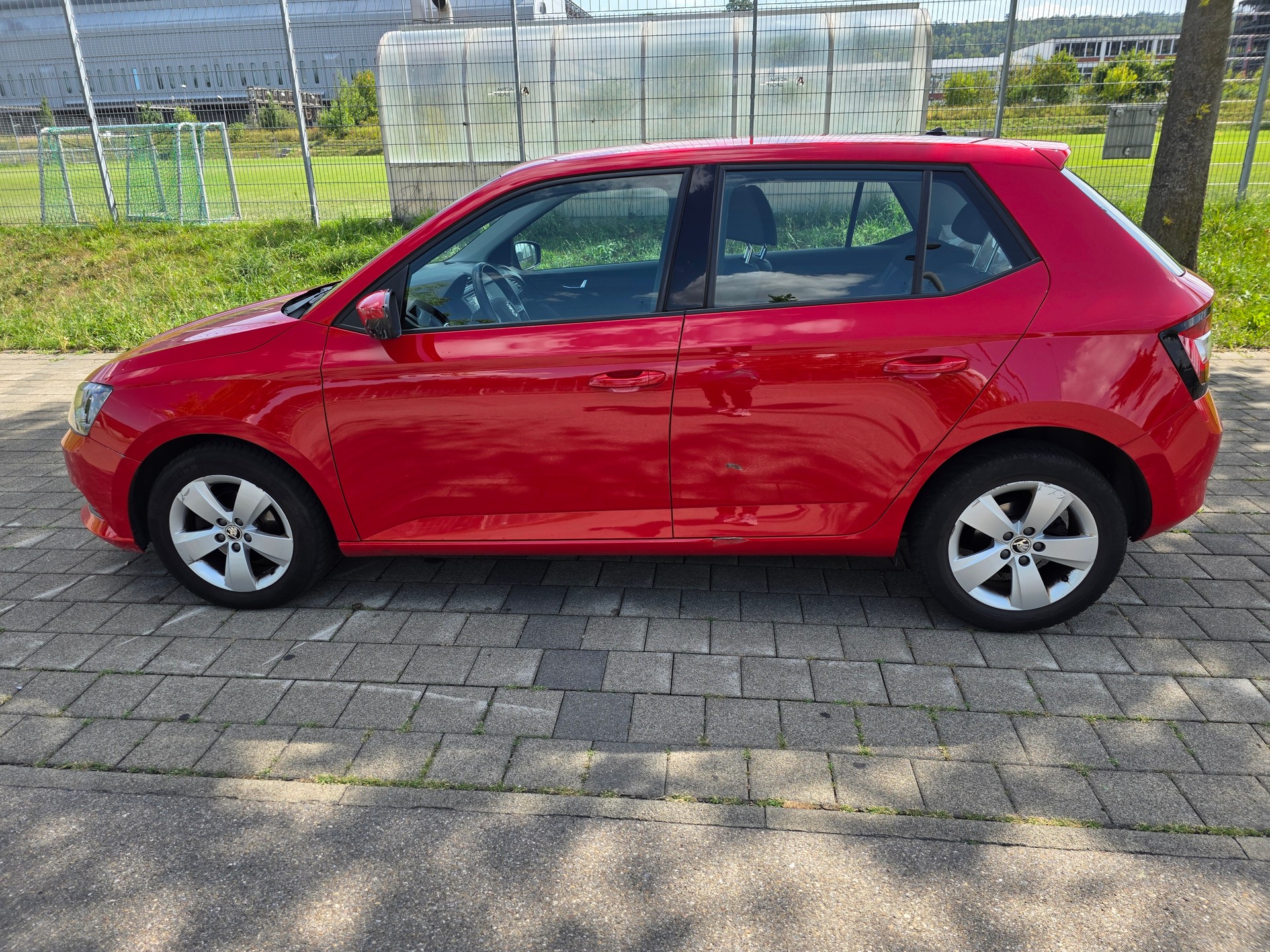 SKODA Fabia 1.4 TDI Ambition DSG-image-4